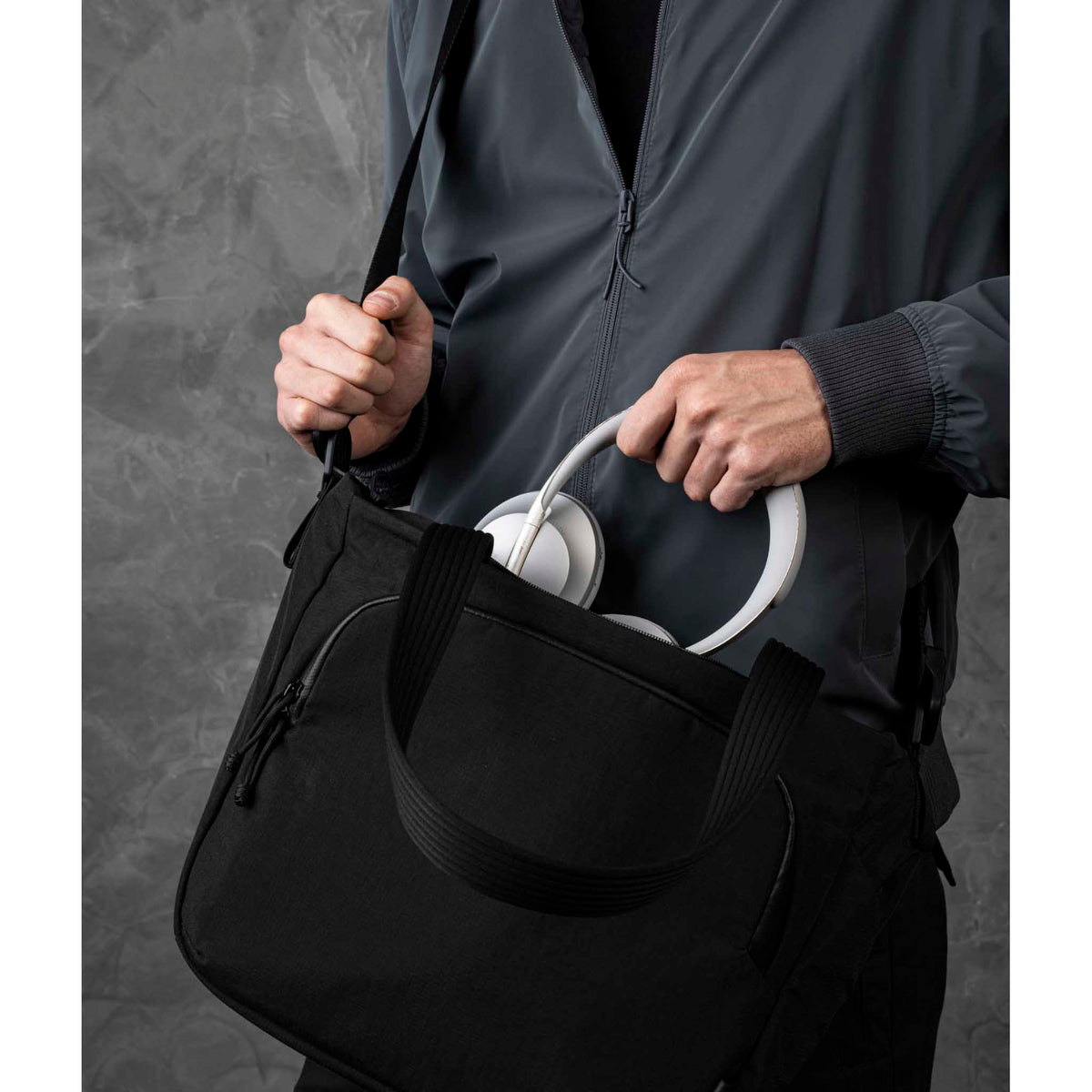 Bravo Tote V2 Alpaka Tote Bags