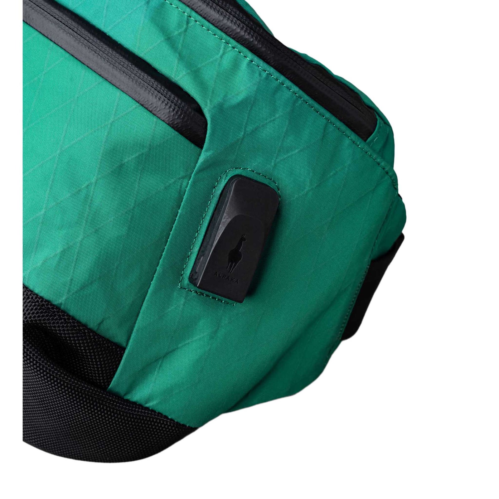 Bravo X Sling V2 Alpaka AA010101103 Sling Bags 6L / Cadmium Green | X-Pac VX21