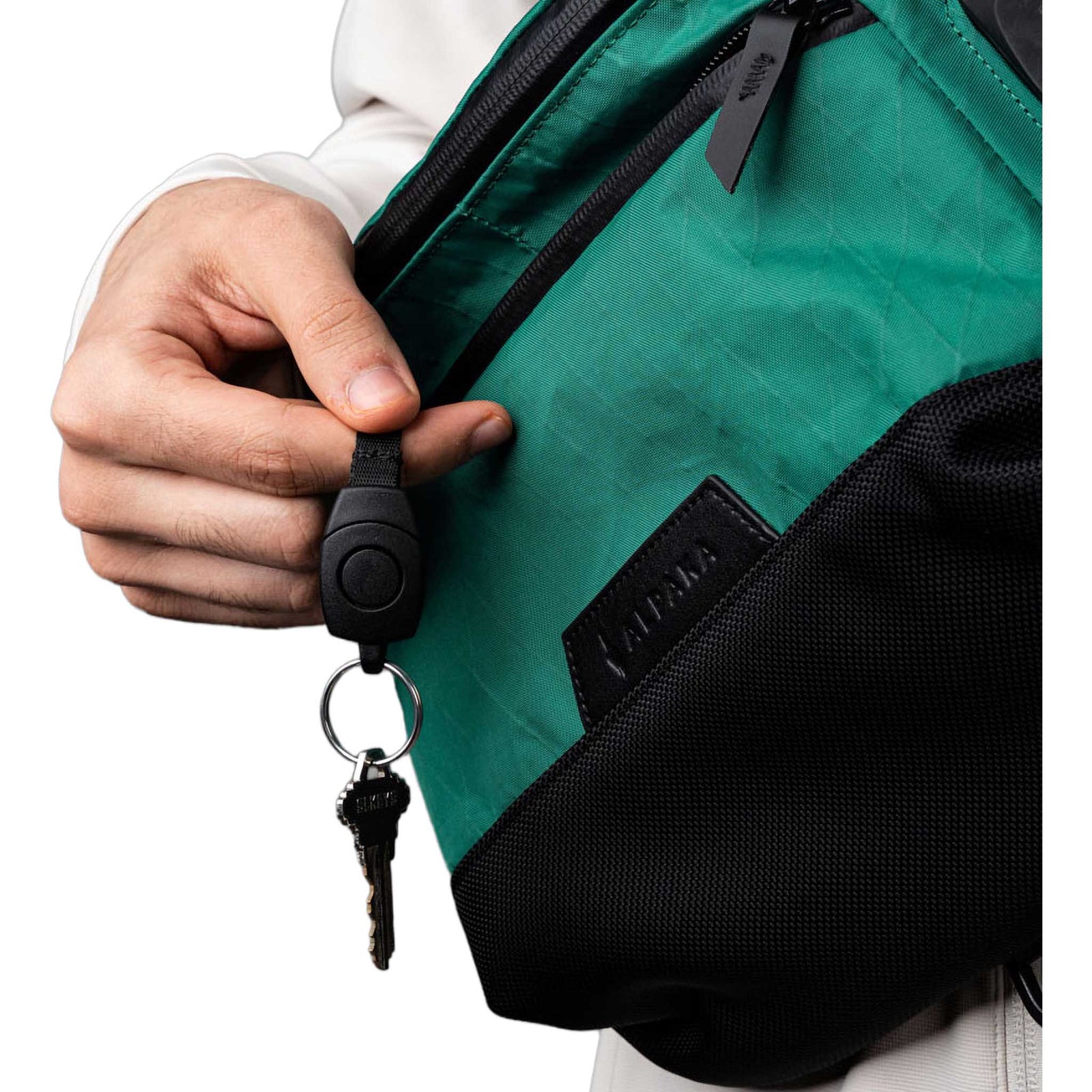 Bravo X Sling V2 Alpaka AA010101103 Sling Bags 6L / Cadmium Green | X-Pac VX21