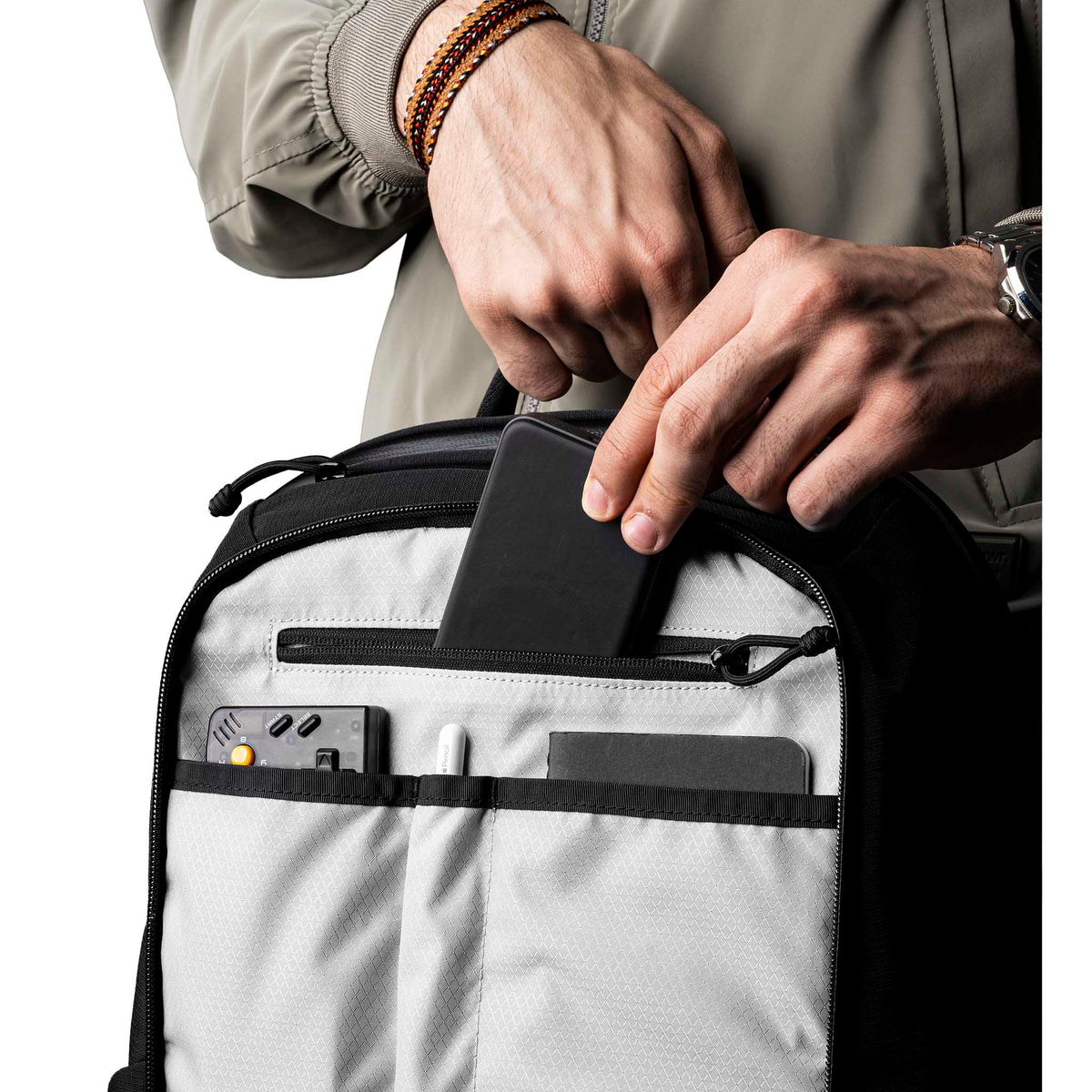 Elements Backpack Pro Alpaka AA010360124 Backpacks 26L / Black | Axoflux 400D Ripstop Nylon