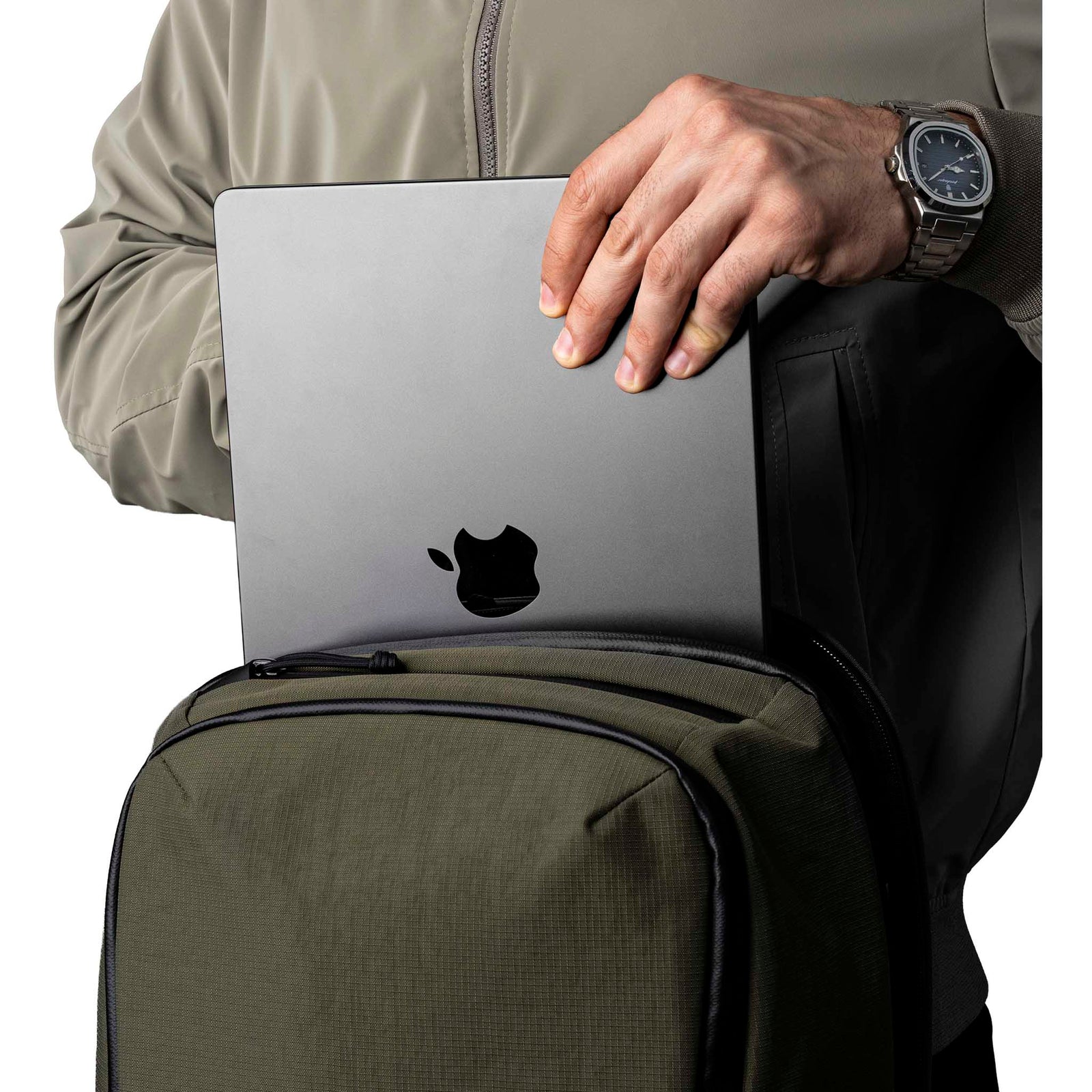 Elements Backpack Pro Alpaka AA010360524 Backpacks 26L / Green | Axoflux 400D Ripstop Nylon
