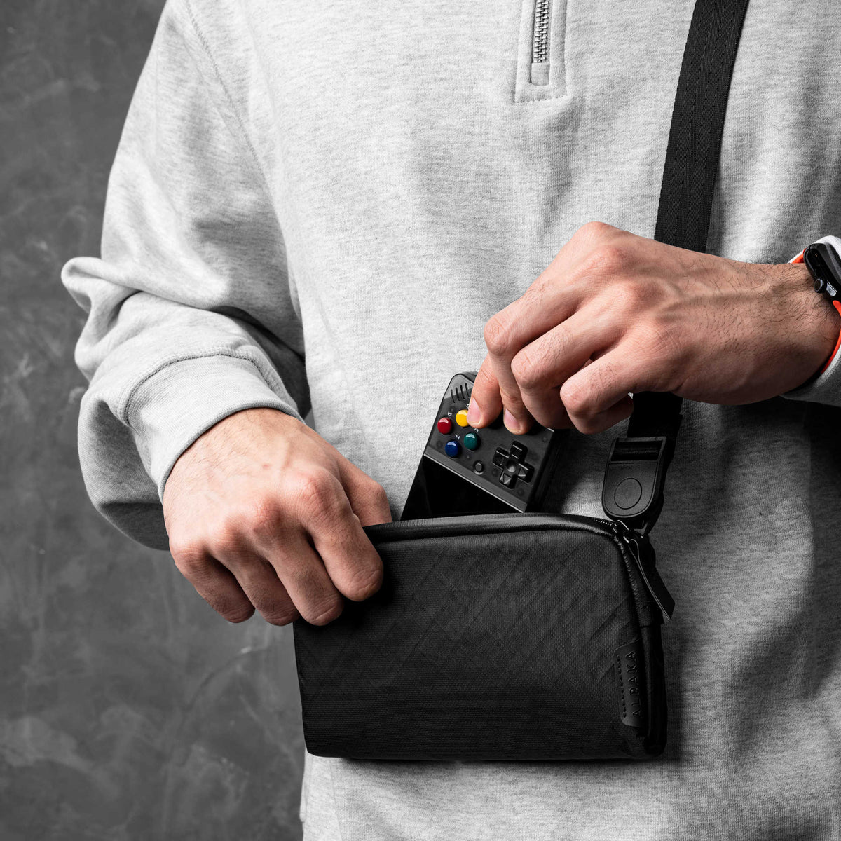 Flight Pouch Alpaka AA010510130 Pouches 300 ml / Black Ultradyne 100D