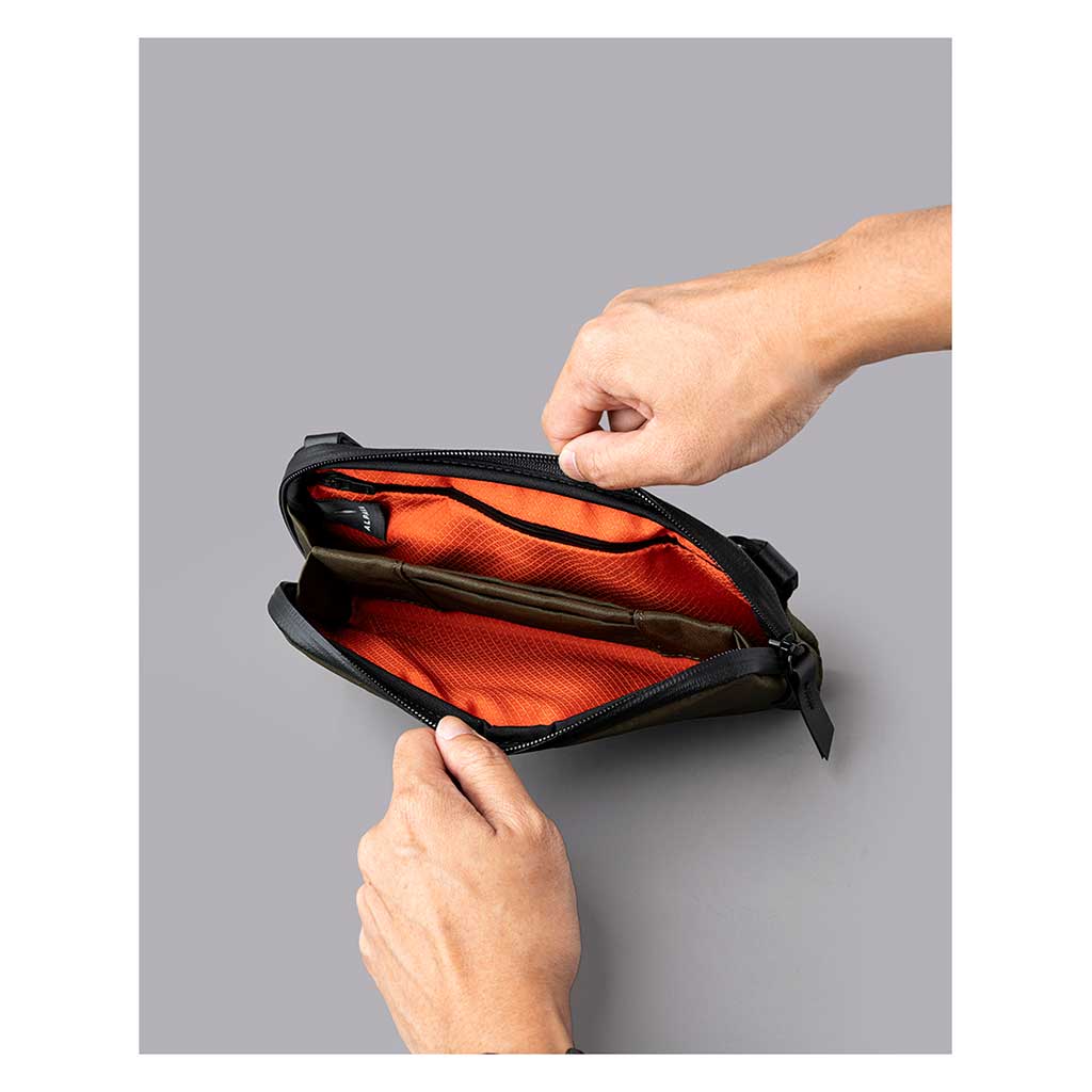 Flight Pouch Alpaka AA010510511 Pouches 300ml / Army Olive | Ecopak EPX400