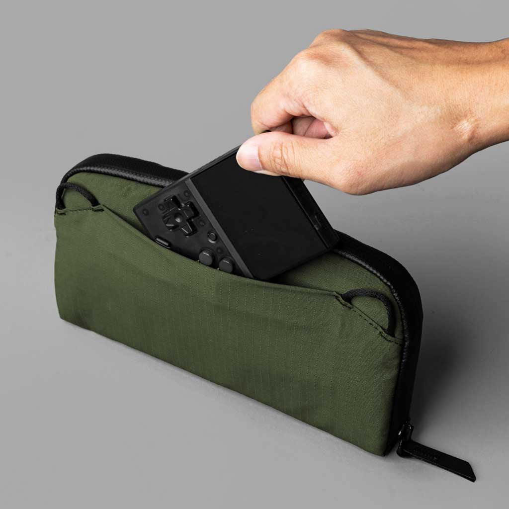 Flight Pouch Alpaka AA010510518 Pouches 300ml / Green | Axoflux 210D