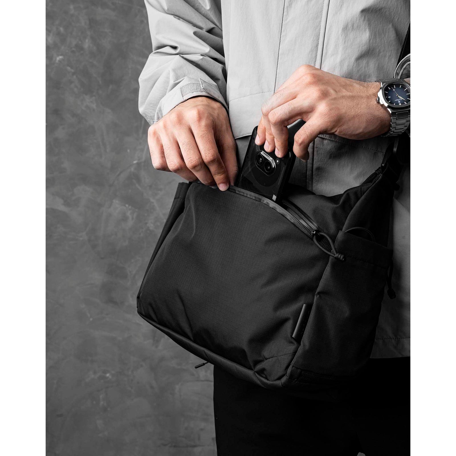 Flight Satchel Alpaka AD010860118 Satchels One Size / Black | Axoflux 210D