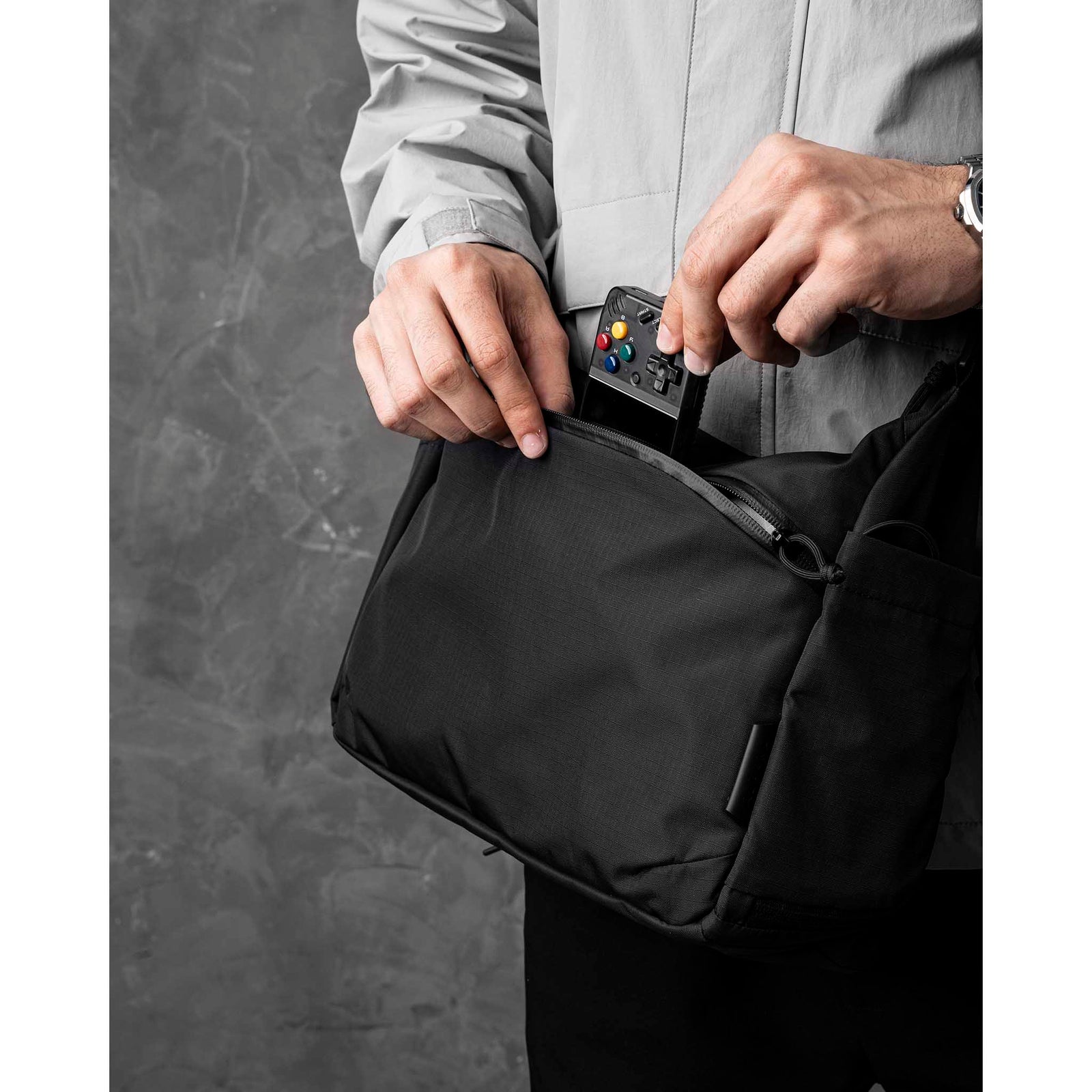 Flight Satchel Alpaka AD010860118 Satchels One Size / Black | Axoflux 210D