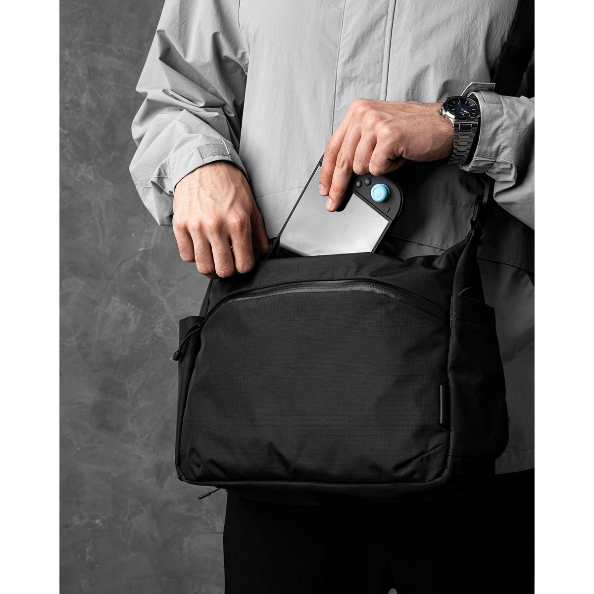 Flight Satchel Alpaka AD010860118 Satchels One Size / Black | Axoflux 210D