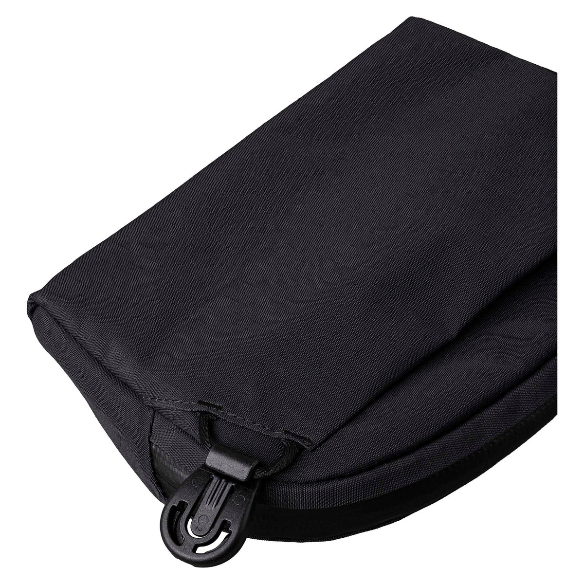 Flight Sling 1L Alpaka AA010530118 Sling Bags 1L / Black | Axoflux 210D