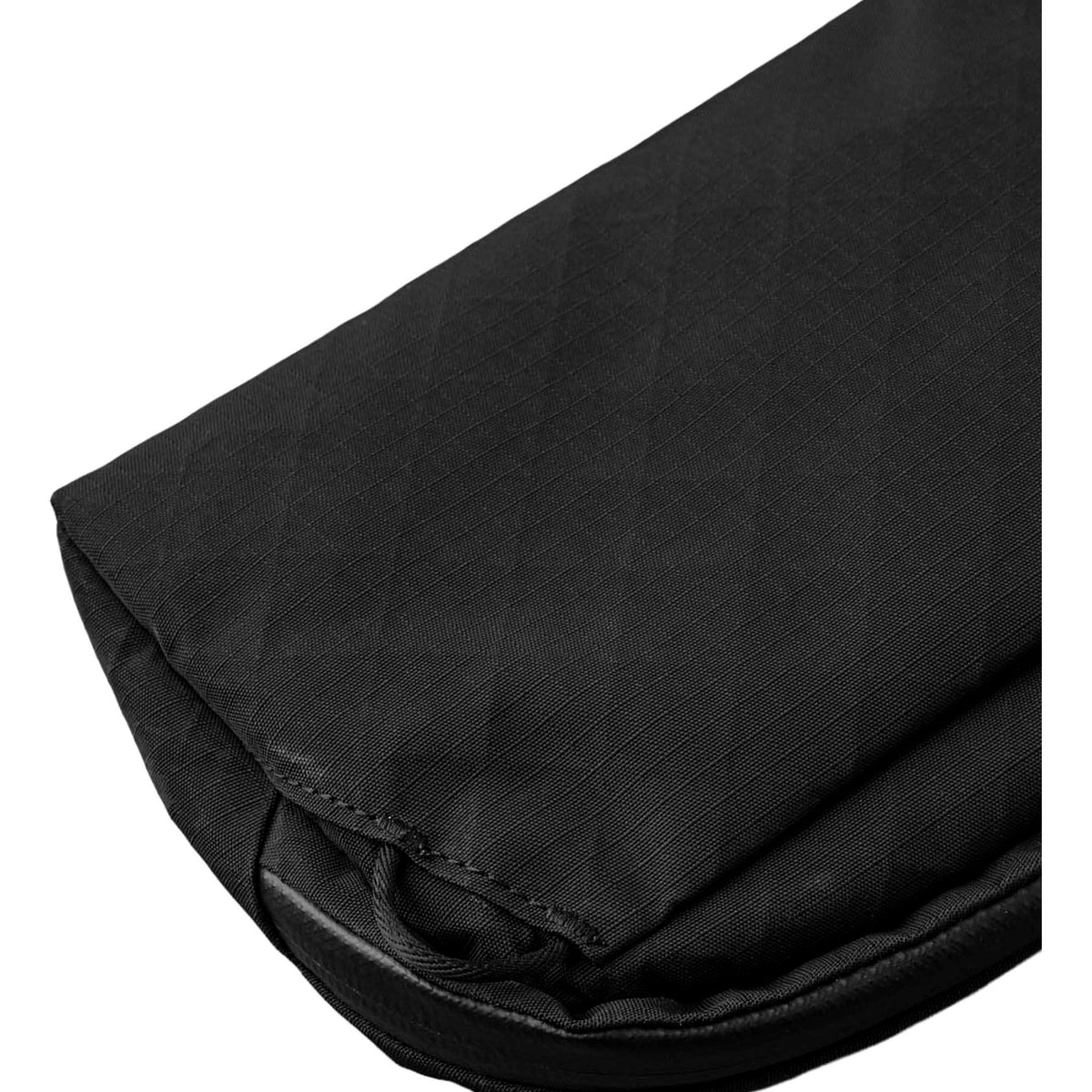 Flight Sling 1L Alpaka AA010530126 Sling Bags 1L / Black | Axogrid 210D