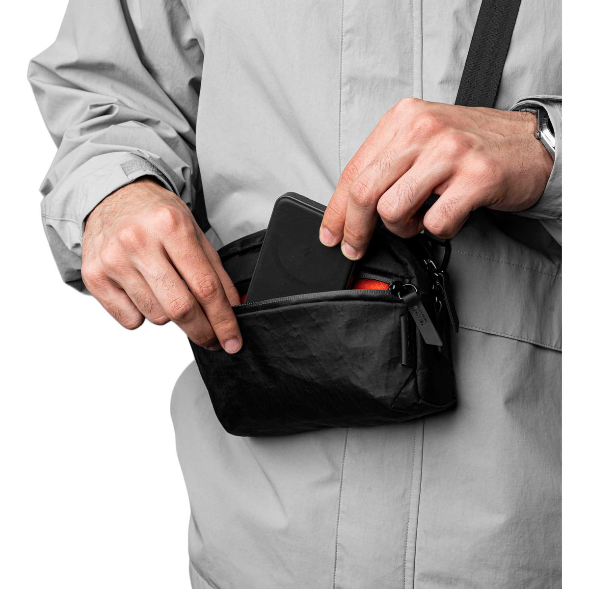 Flight Sling 1L Alpaka AA010530128 Sling Bags 1L / Black | X-Pac VX07 Ripstop