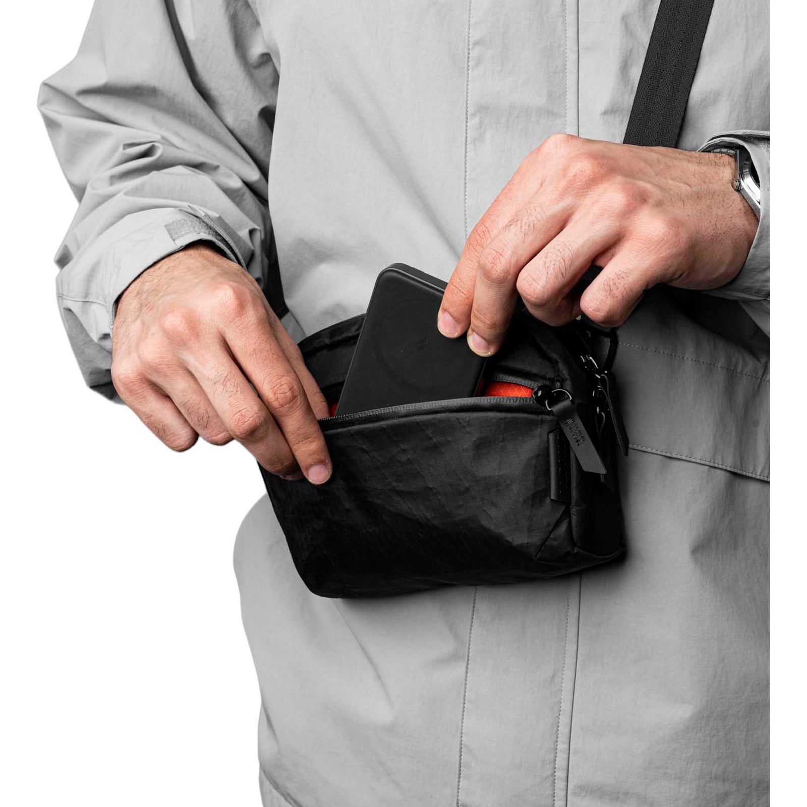 Flight Sling 1L Alpaka AA010530128 Sling Bags 1L / Black | X-Pac VX07 Ripstop