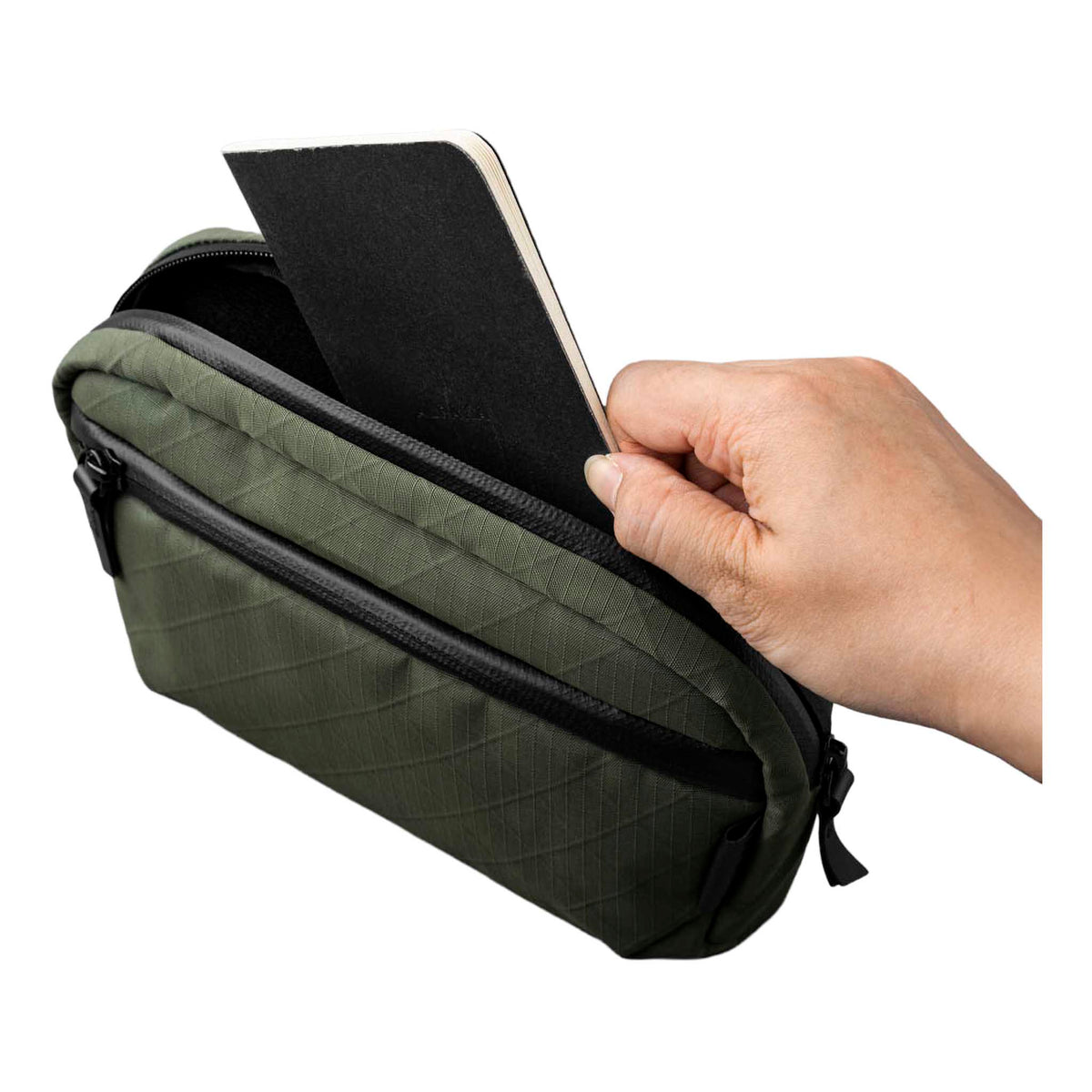 Flight Sling 1L Alpaka AA010530526 Sling Bags 1L / Green | Axogrid 210D