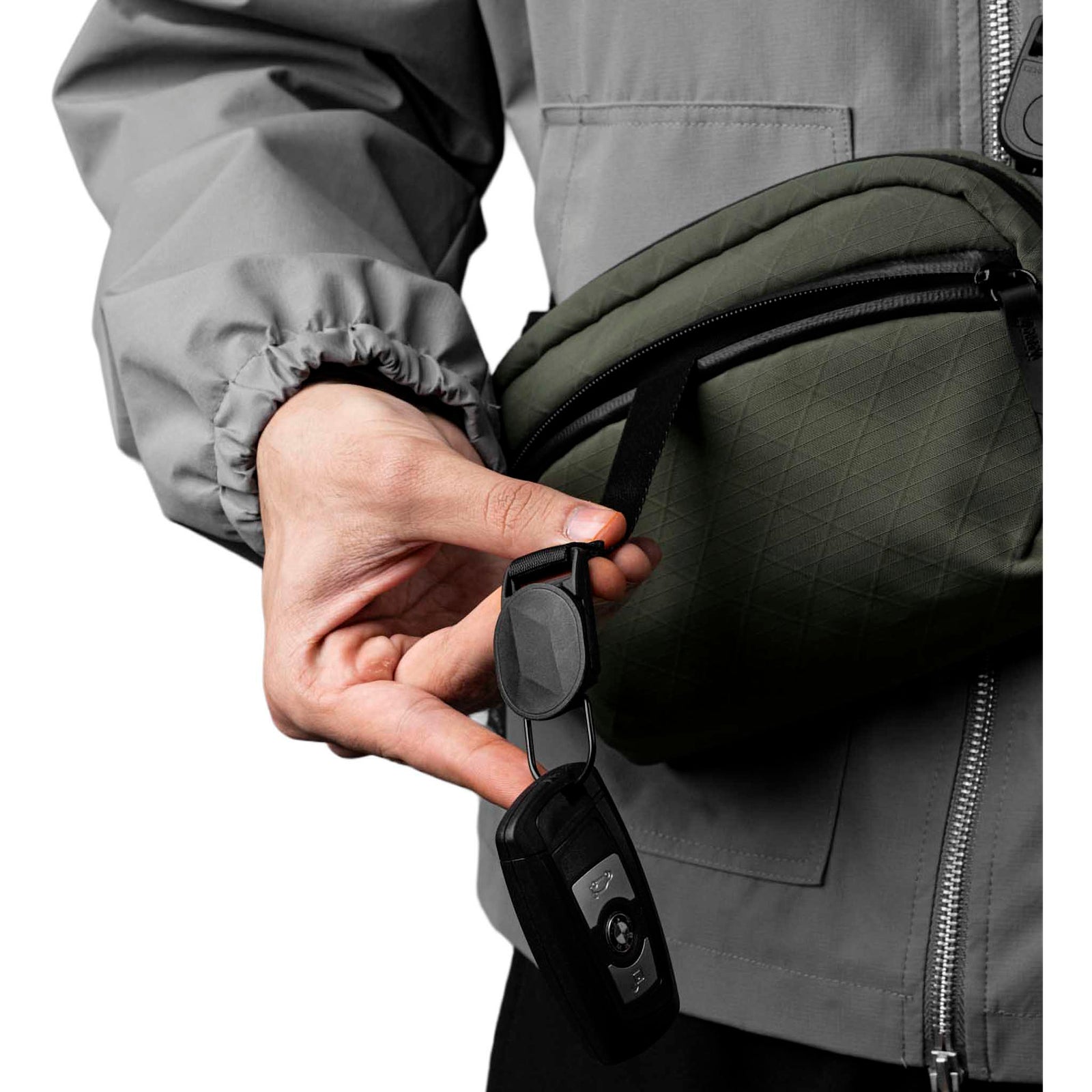 Flight Sling 1L Alpaka AA010530526 Sling Bags 1L / Green | Axogrid 210D