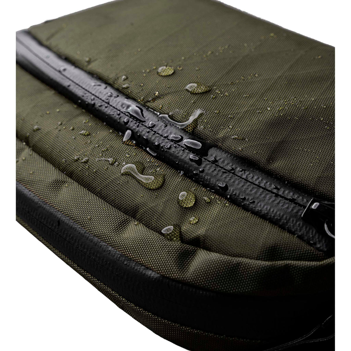 Flight Sling 1L Alpaka AA010530507 Sling Bags 1L / Olive Green | X-Pac X42