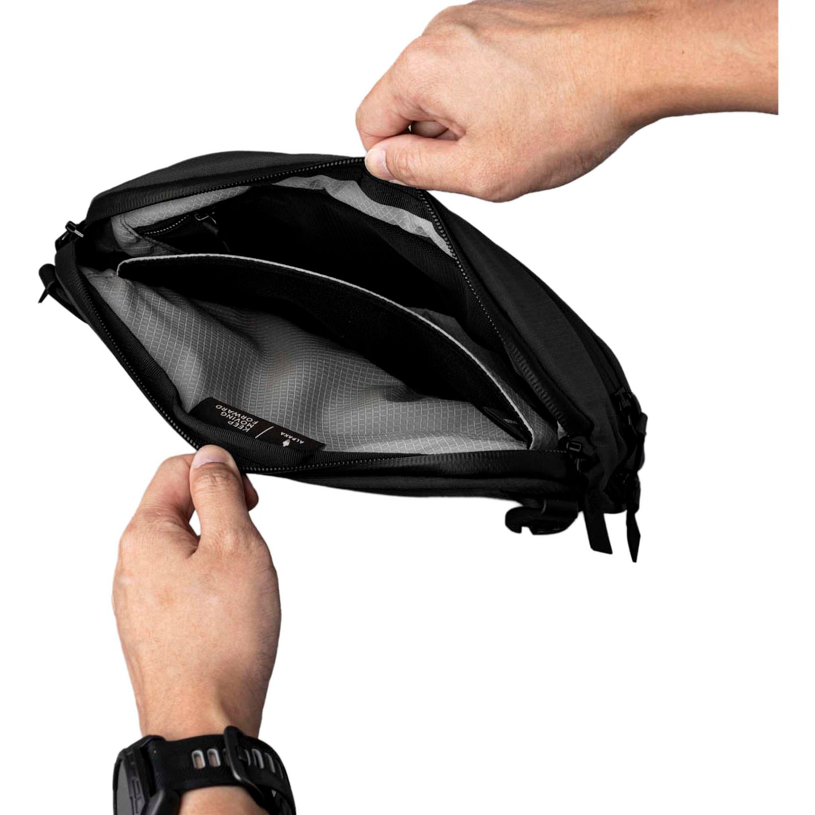 Flight Sling Pro Alpaka AA010870124 Sling Bags 2.5L / Black Axoflux 400D Ripstop Nylon