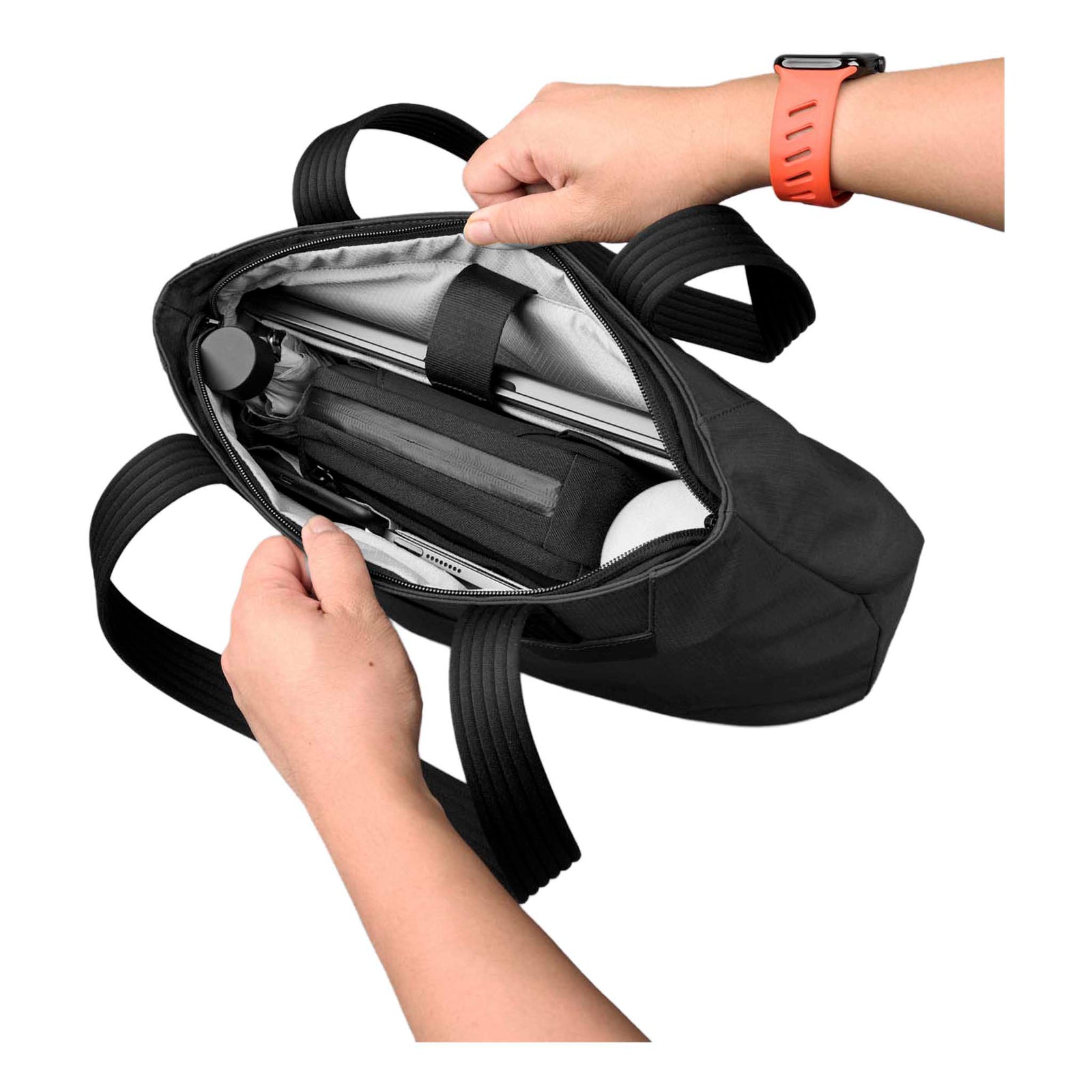 Flight Tote (S) Alpaka AD011010124 Tote Bags One Size / Black Axoflux 400D Ripstop Nylon