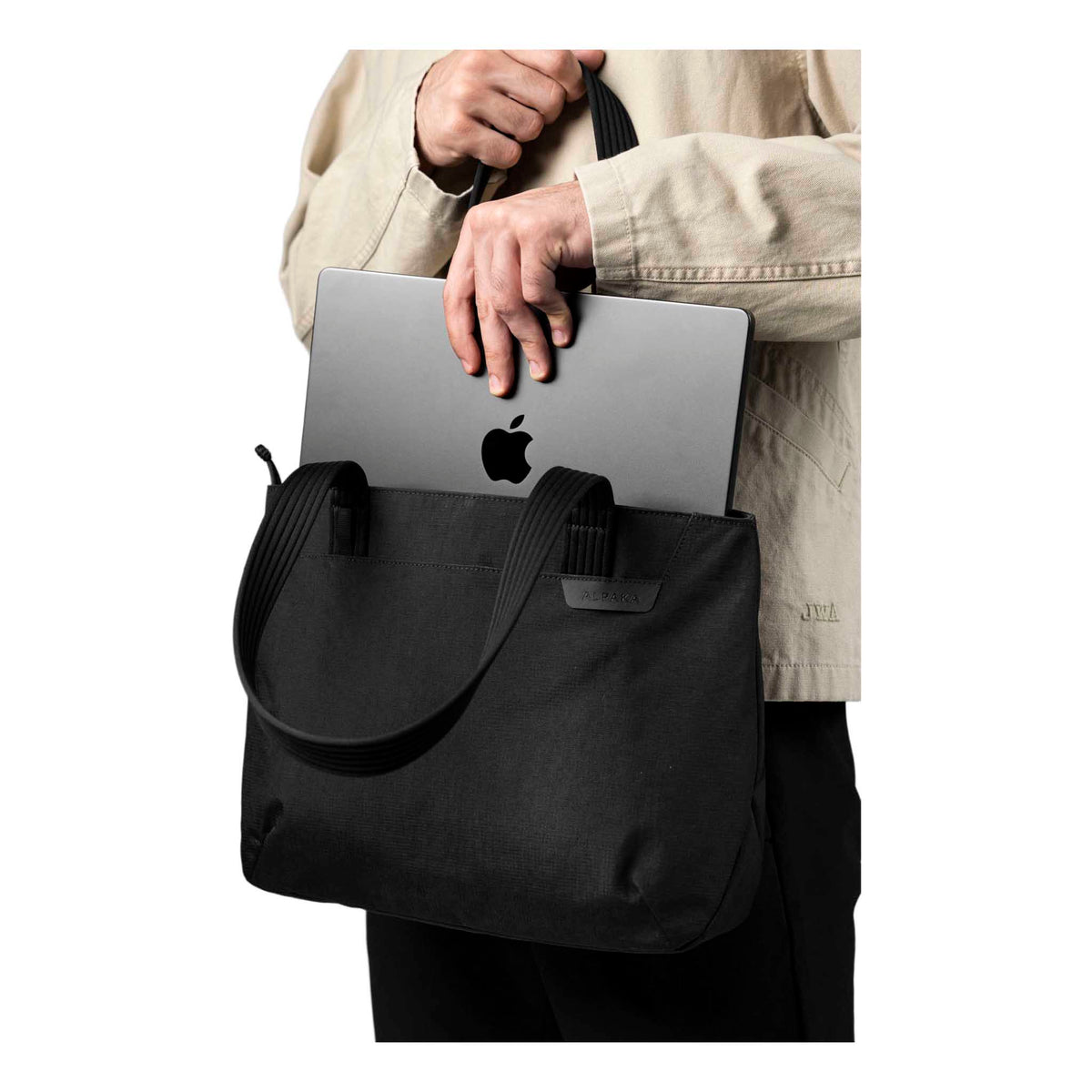 Flight Tote (S) Alpaka AD011010124 Tote Bags One Size / Black Axoflux 400D Ripstop Nylon