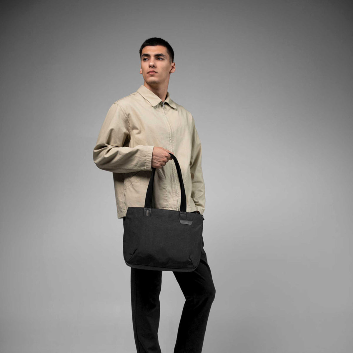 Flight Tote (S) Alpaka AD011010124 Tote Bags One Size / Black Axoflux 400D Ripstop Nylon