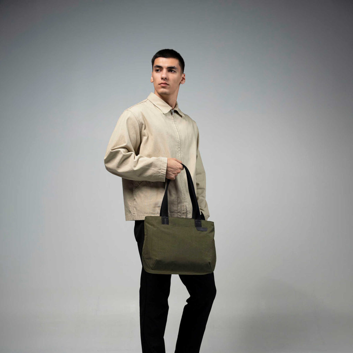 Flight Tote (S) Alpaka AD011010524 Tote Bags One Size / Green Axoflux 400D Ripstop Nylon