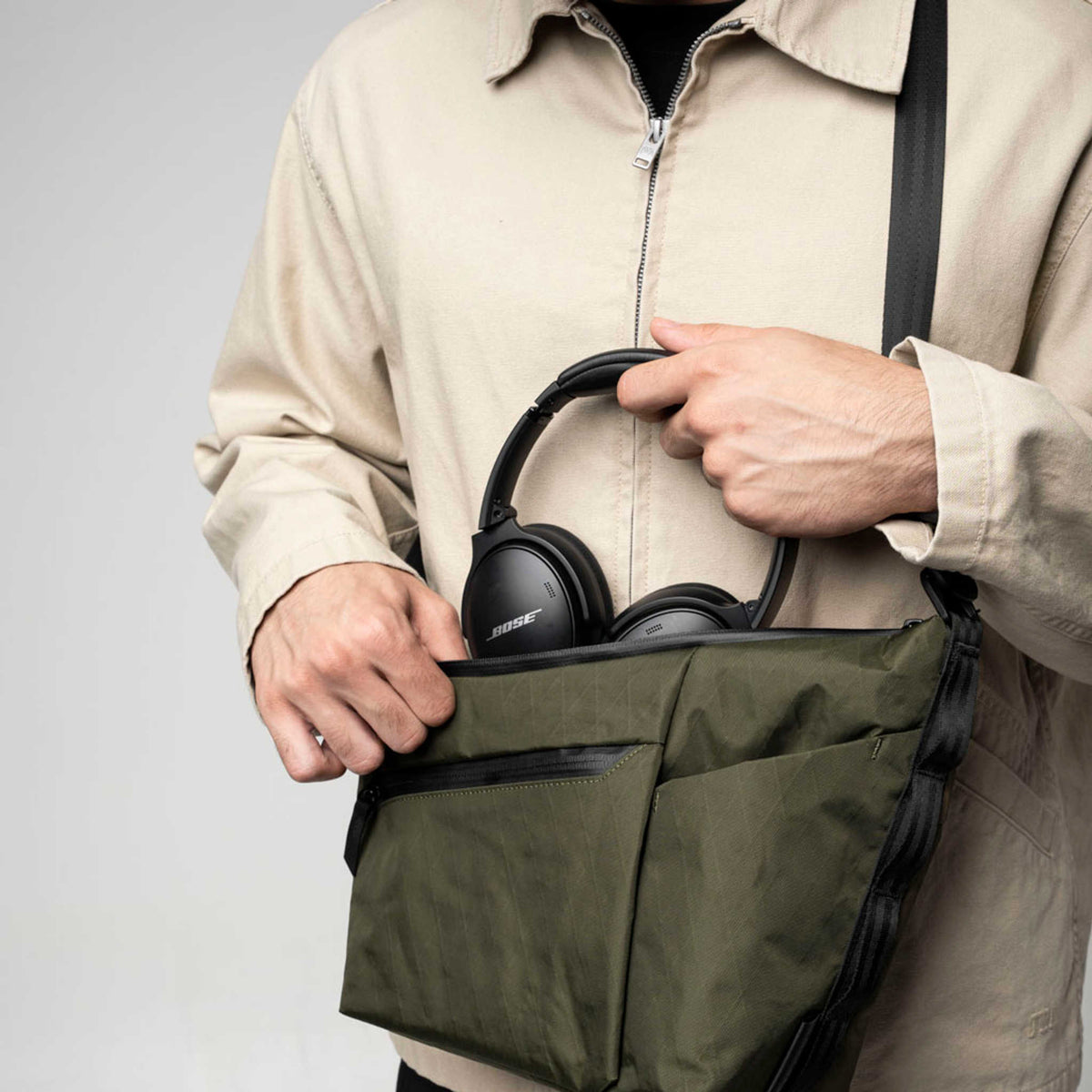 Flow Satchel Alpaka AD010700507 Satchels 4L / Olive Green X-Pac X42