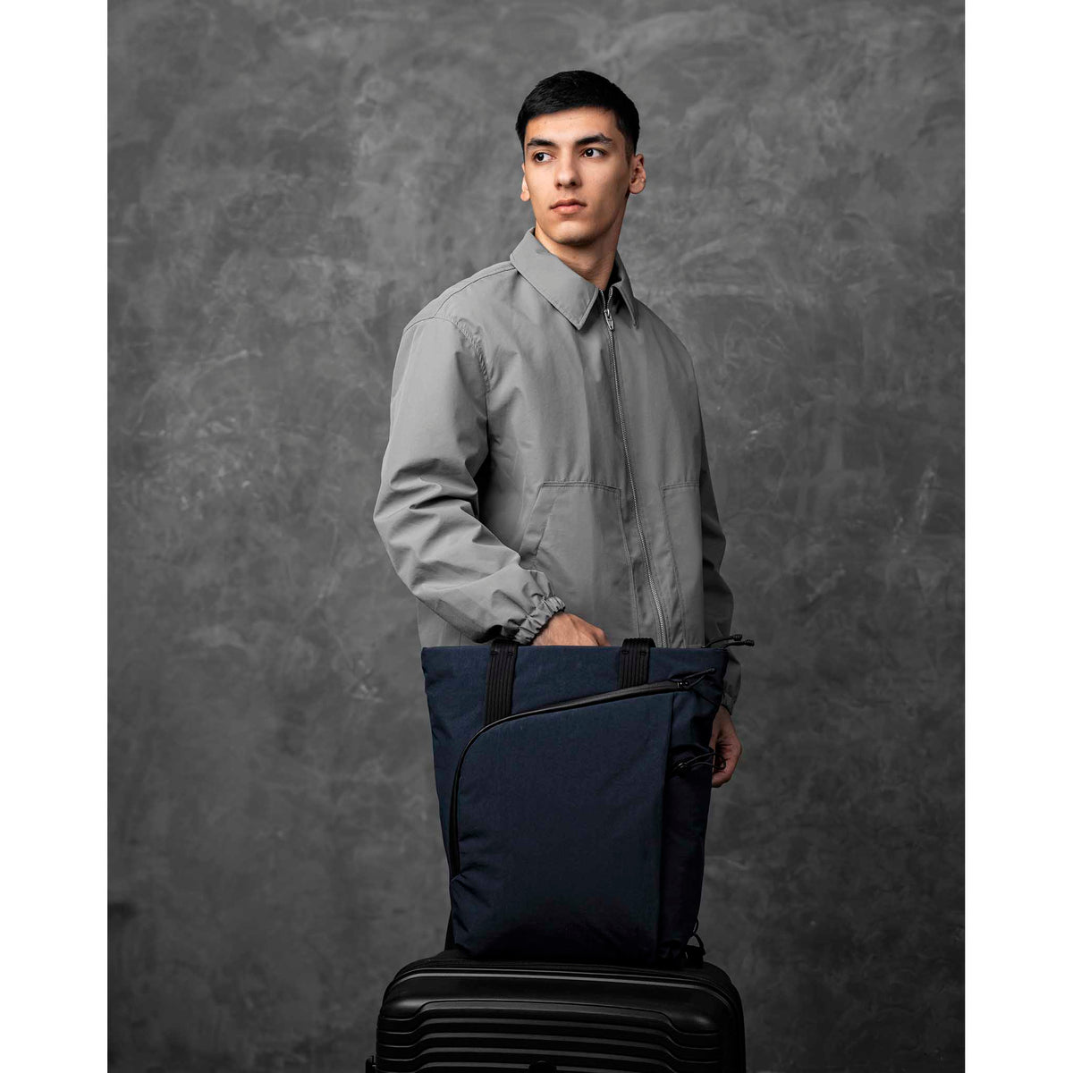 Flow Totepack Alpaka AA010850624 Tote Bags 14L / Blue | Axoflux 400D Washed Nylon