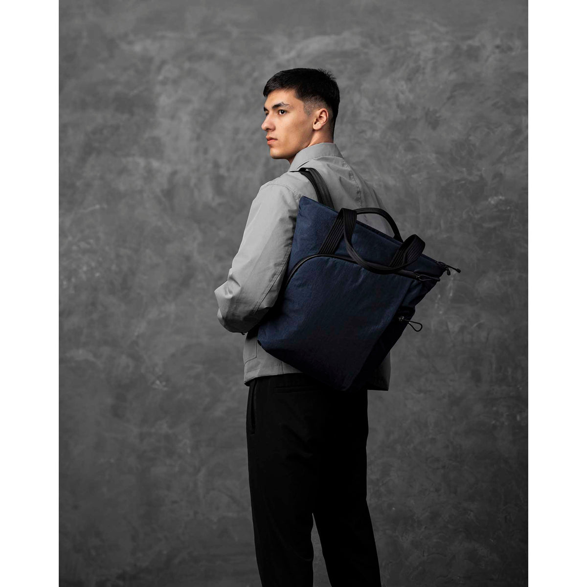 Flow Totepack Alpaka AA010850624 Tote Bags 14L / Blue | Axoflux 400D Washed Nylon