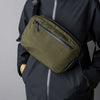 Go Sling Mini v2 Alpaka AA010480521 Sling Bags 5L / Army Green | Axoflux 300D