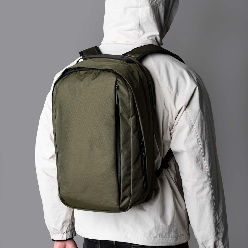 Metro Backpack Pro Alpaka AA010520506 Backpacks 24L / Olive Green | X-Pac VX42