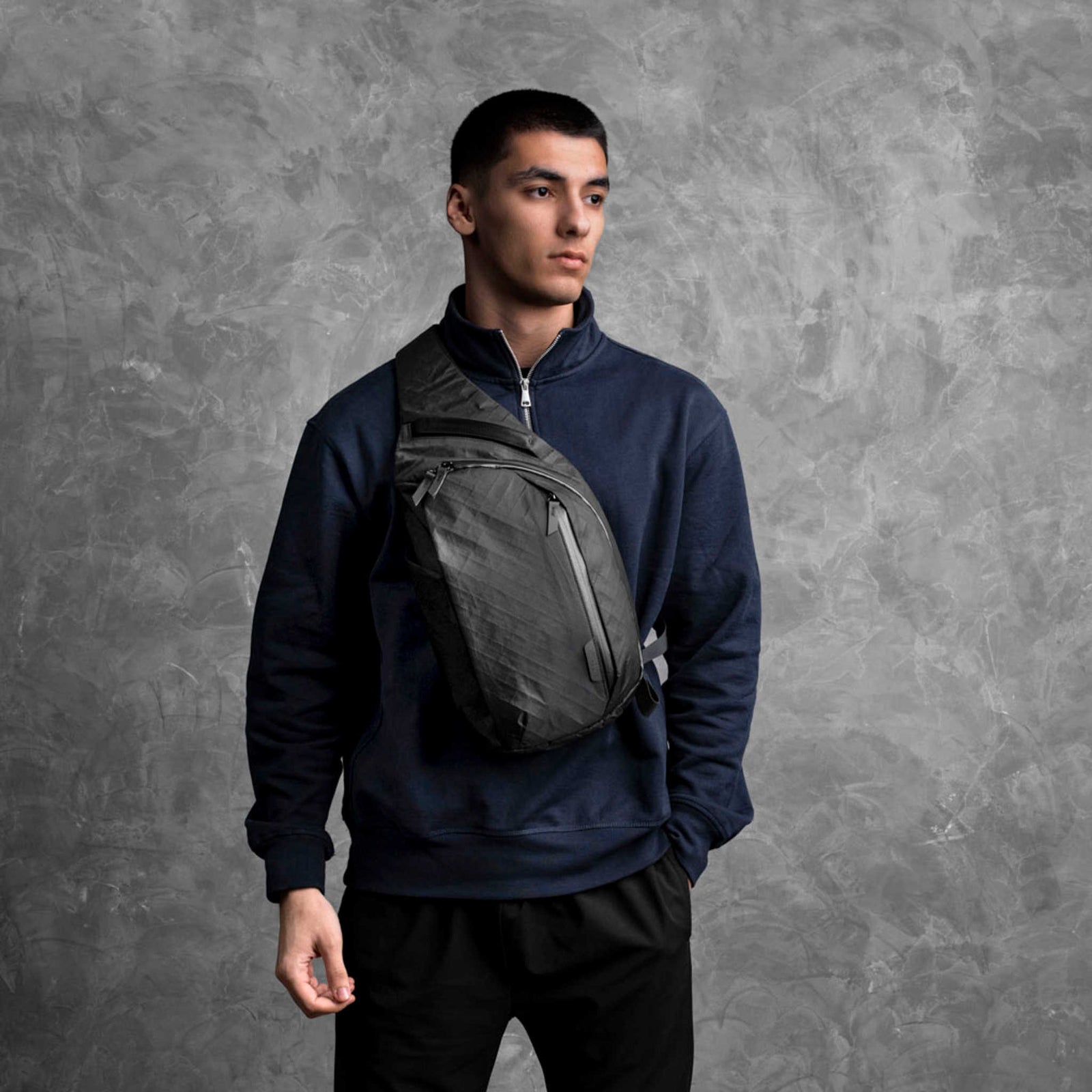 Metro Crossbody | Left Shoulder Alpaka AA010550130 Sling Bags One Size / Black Ultradyne 100D