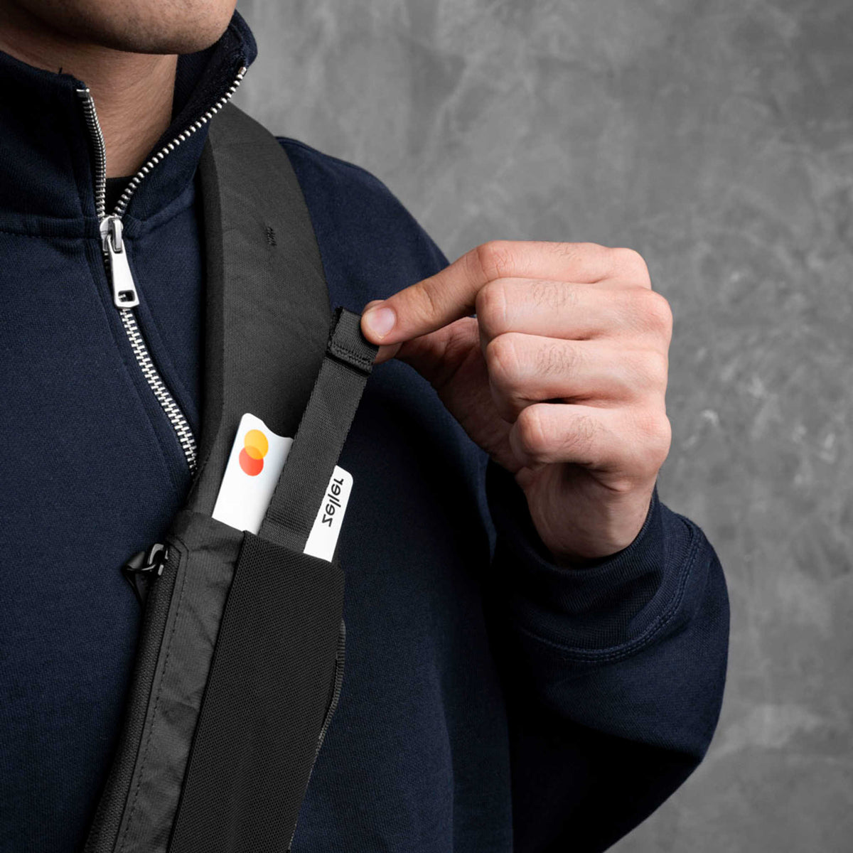 Metro Crossbody | Left Shoulder Alpaka AA010550130 Sling Bags One Size / Black Ultradyne 100D