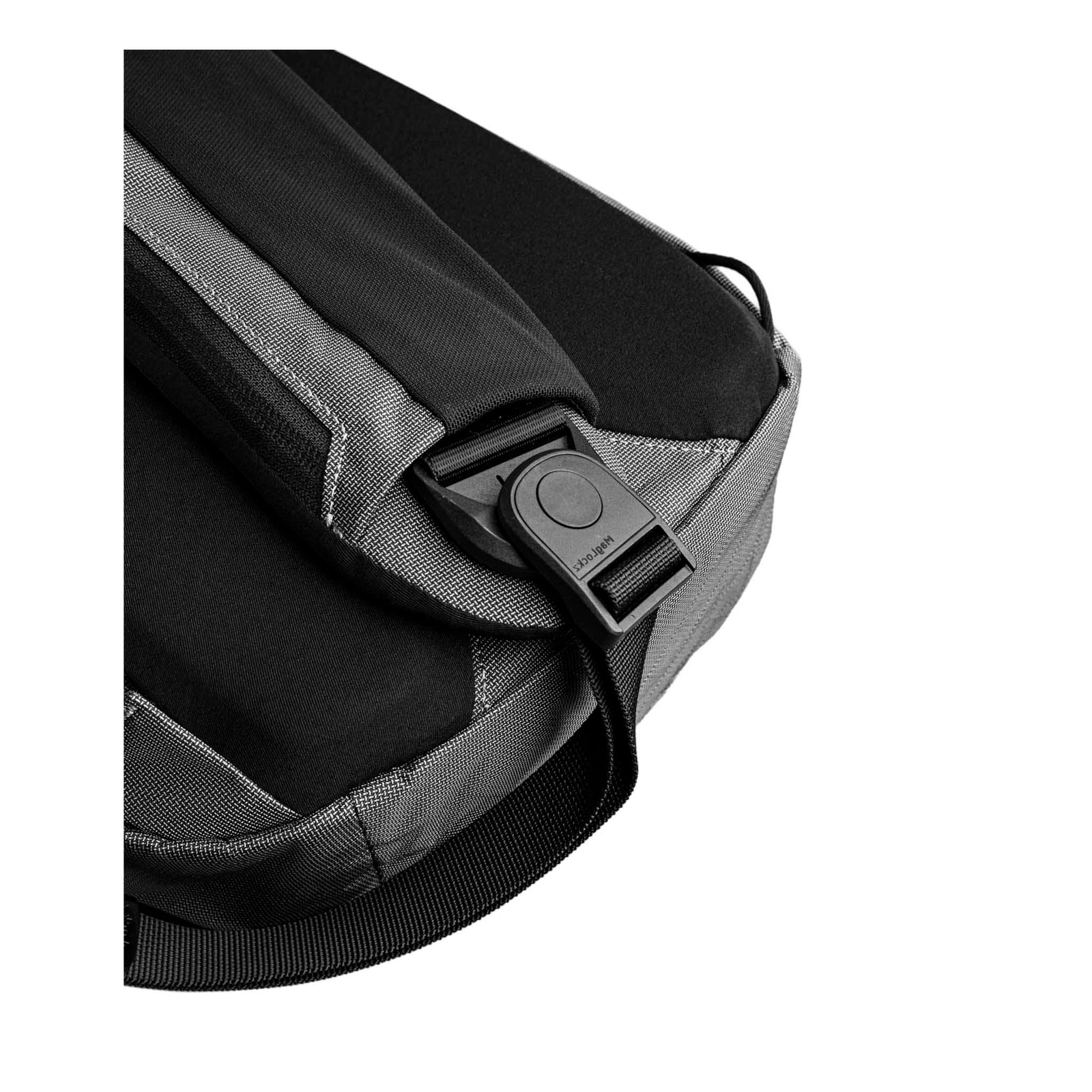 Metro Crossbody | Left Shoulder Alpaka AA010550230 Sling Bags One Size / Grey Ultradyne 100D