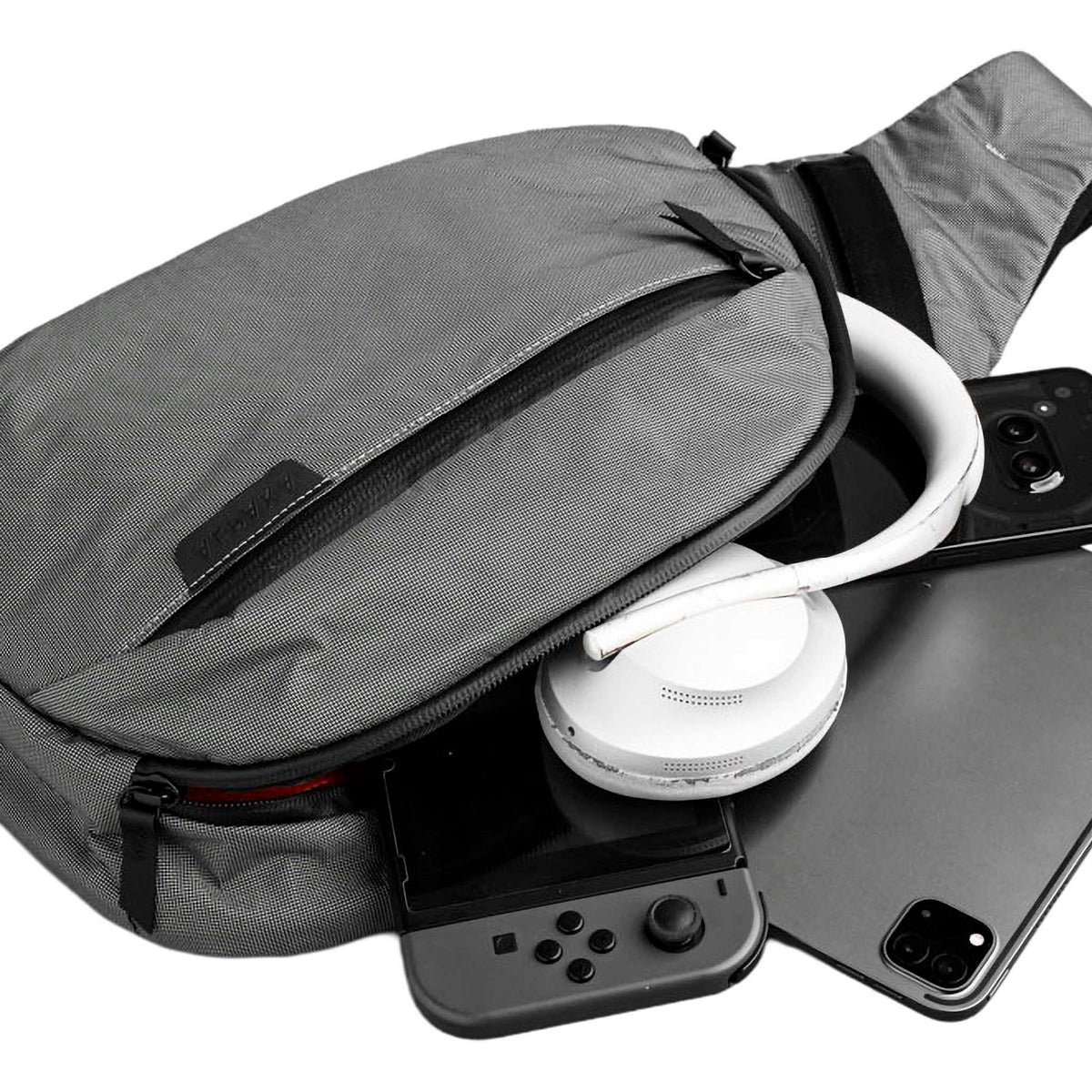 Metro Crossbody | Left Shoulder Alpaka AA010550230 Sling Bags One Size / Grey Ultradyne 100D