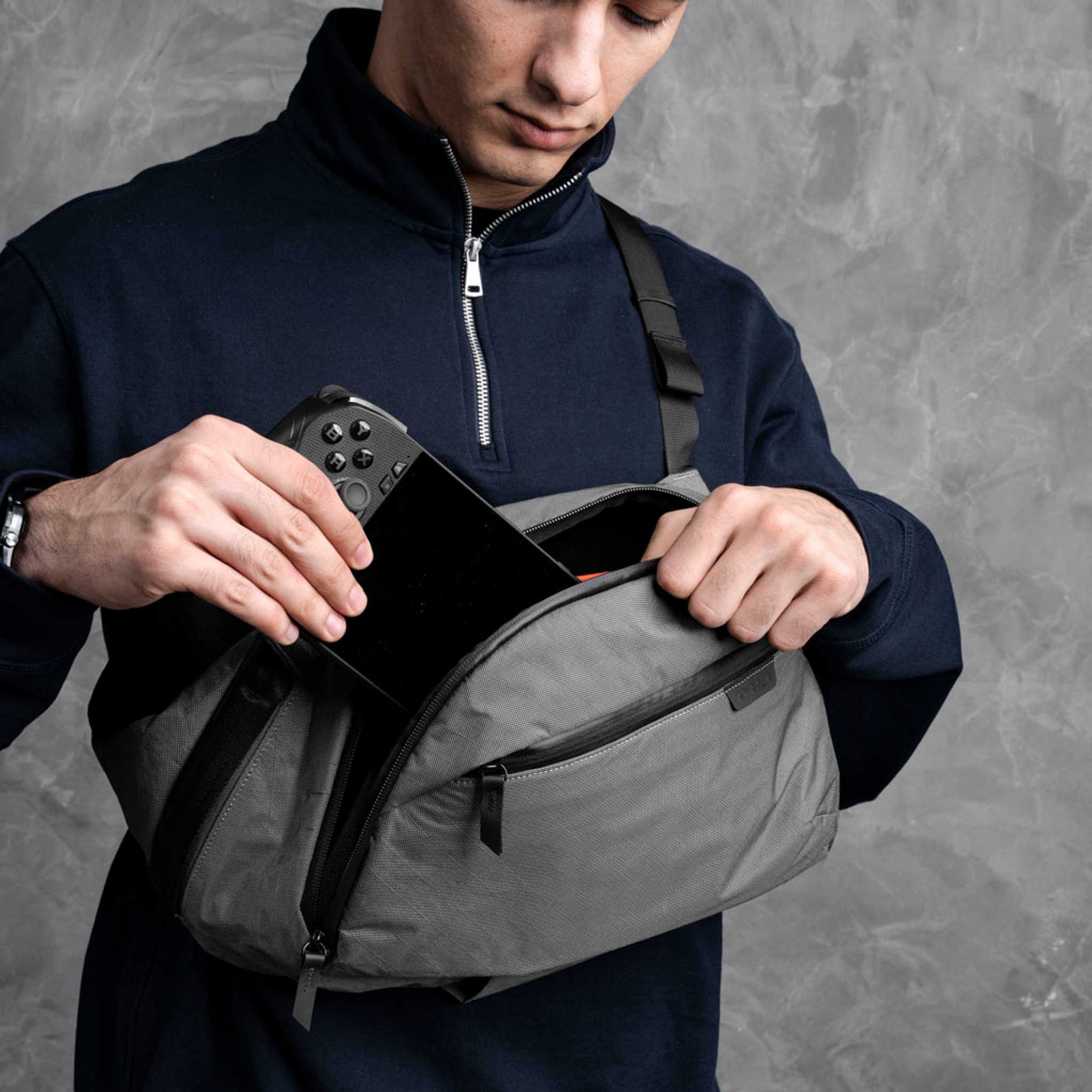 Metro Crossbody | Left Shoulder Alpaka AA010550230 Sling Bags One Size / Grey Ultradyne 100D