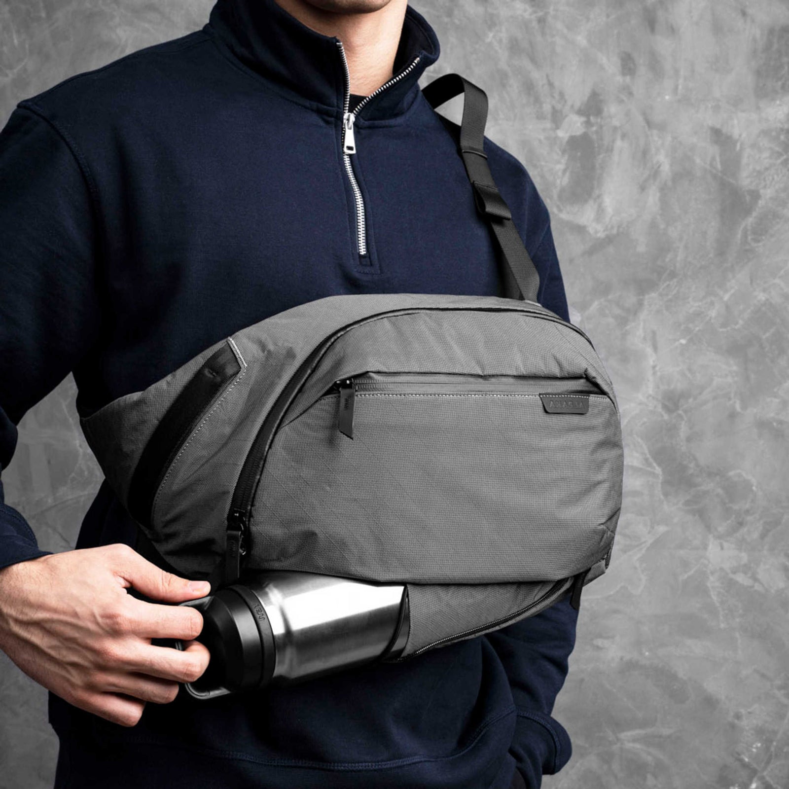 Metro Crossbody | Left Shoulder Alpaka AA010550230 Sling Bags One Size / Grey Ultradyne 100D