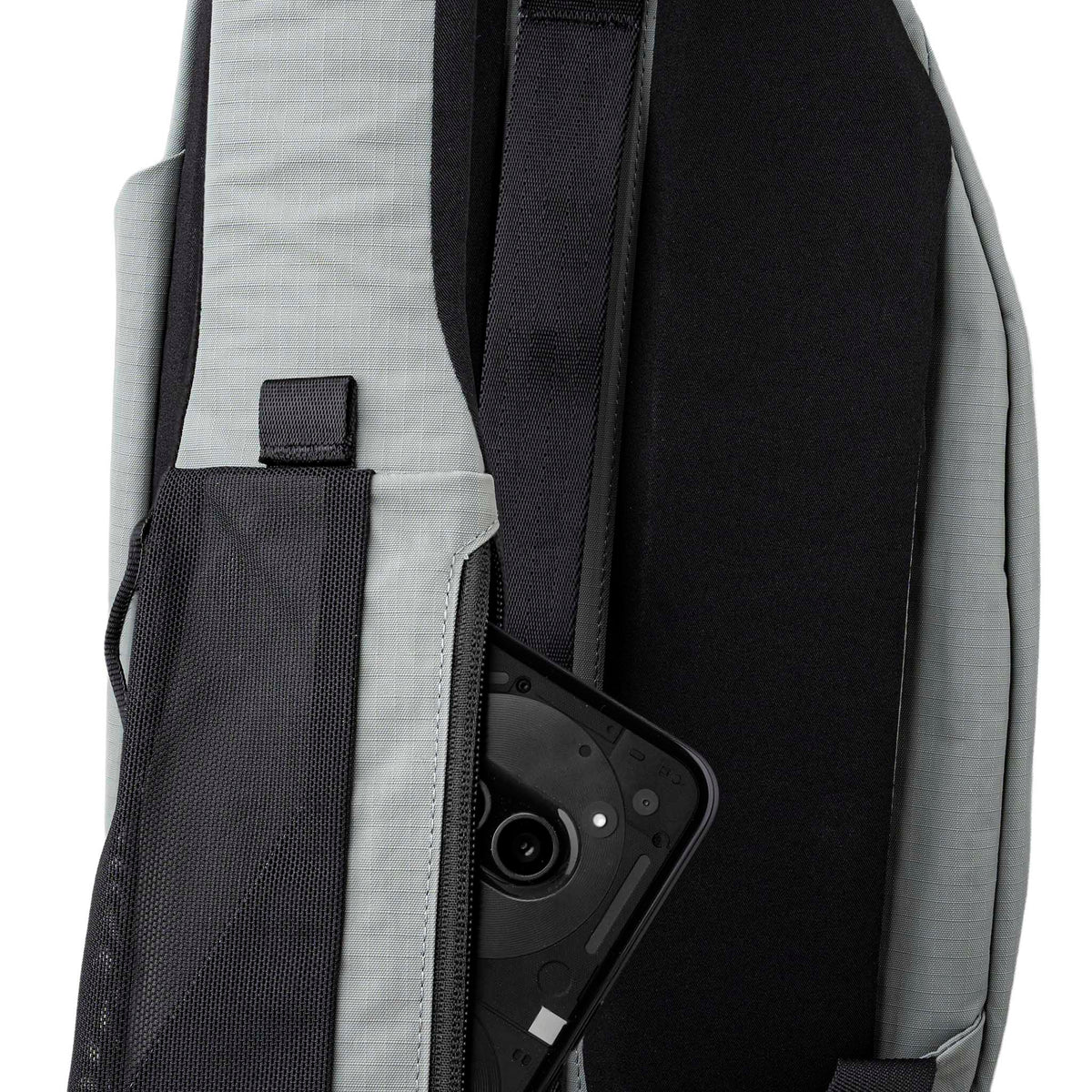 Metro Crossbody | Right Shoulder Alpaka AA010560218 Sling Bags One Size / Grey | Axoflux 210D