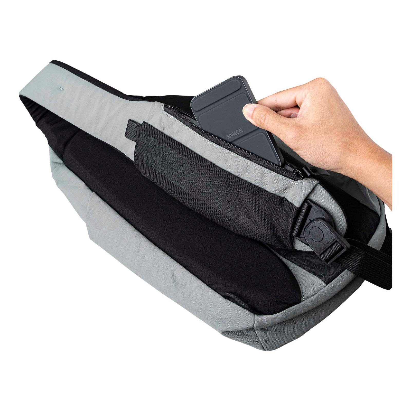 Metro Crossbody | Right Shoulder Alpaka AA010560218 Sling Bags One Size / Grey | Axoflux 210D
