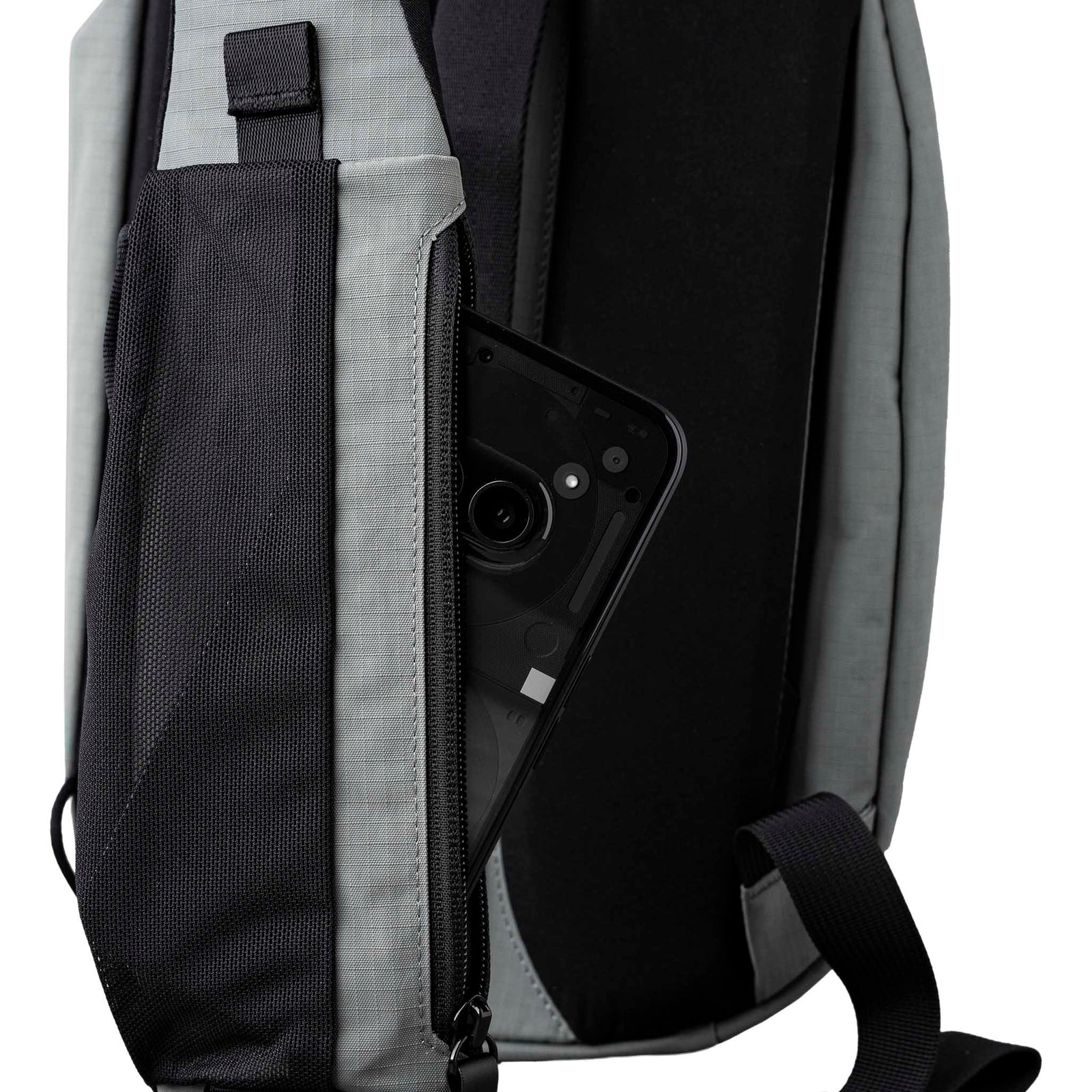 Metro Crossbody | Right Shoulder Alpaka AA010560218 Sling Bags One Size / Grey | Axoflux 210D