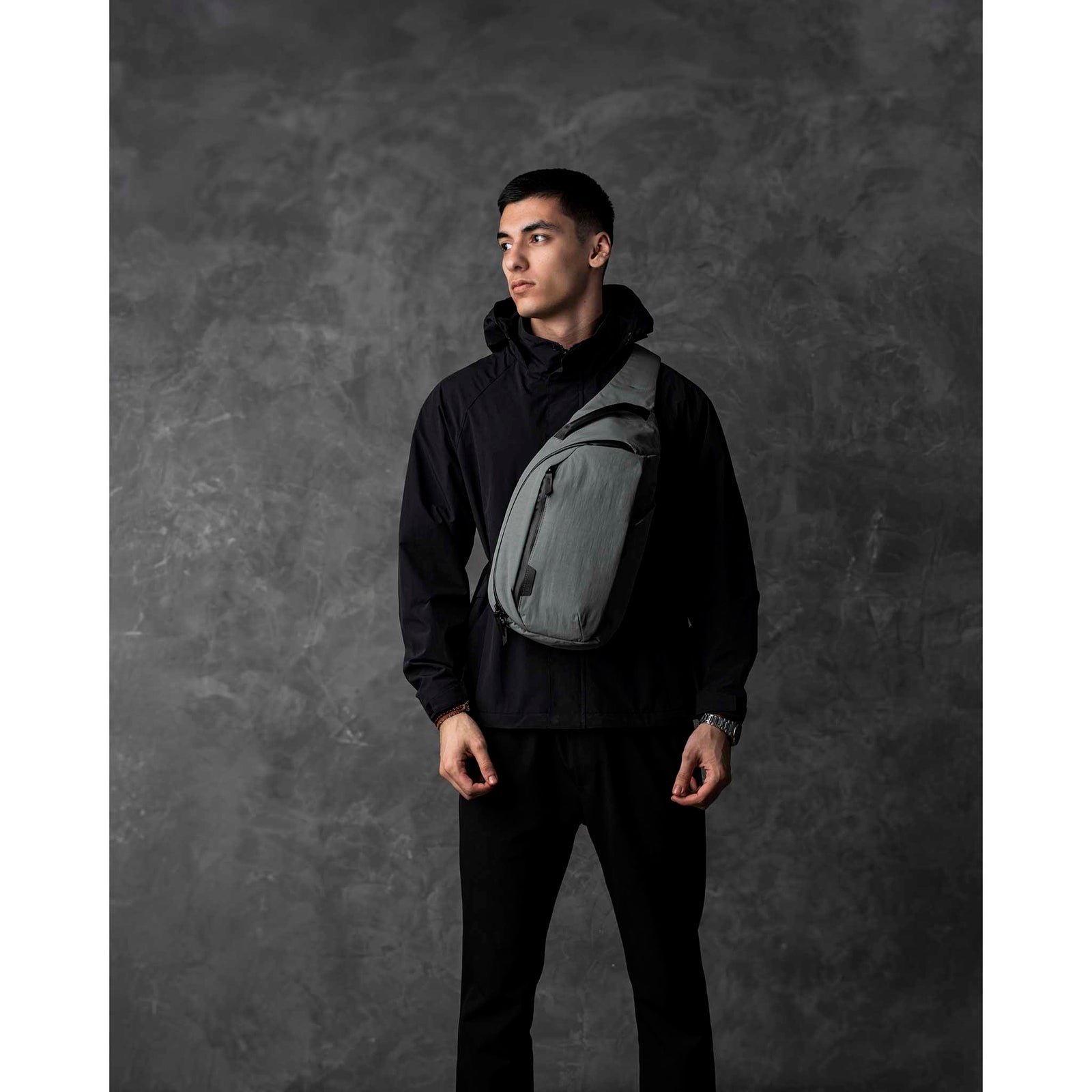 Metro Crossbody | Right Shoulder Alpaka AA010560218 Sling Bags One Size / Grey | Axoflux 210D