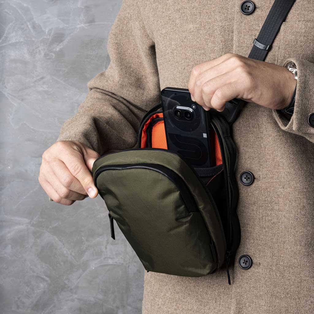Metro Sling Max Alpaka AD010670522 Sling Bags 3L / Army Green | Axogrid 300D