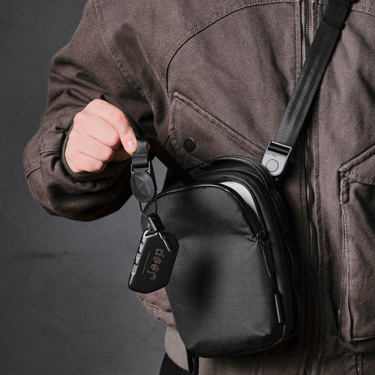 バッグ ALPAKA Metro Sling Max Axogrid METRO SLING MAX AXOGRID | SLING & SHOULDER | 【公式】ALPAKA (アルパカ)