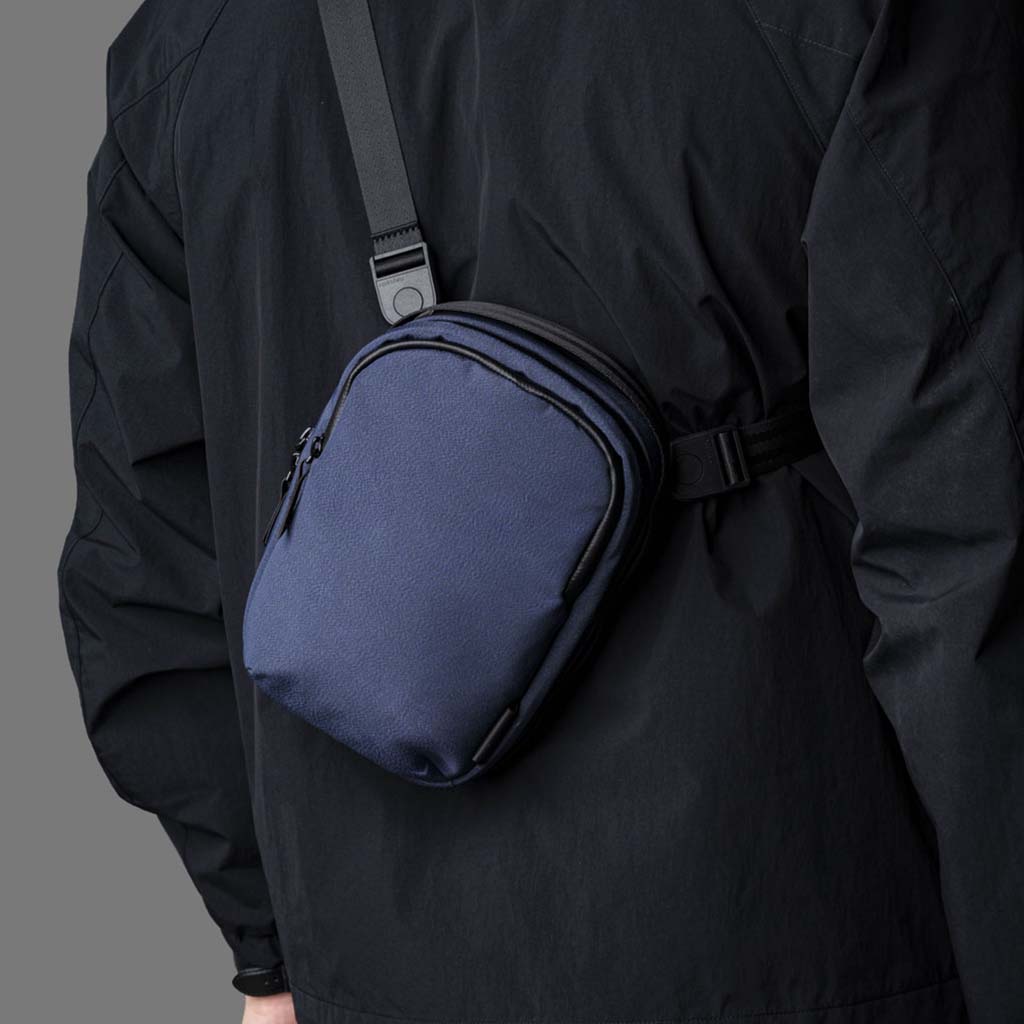 Metro Sling v2 Alpaka Sling Bags 2.5L / Blue | Axoflux 300D