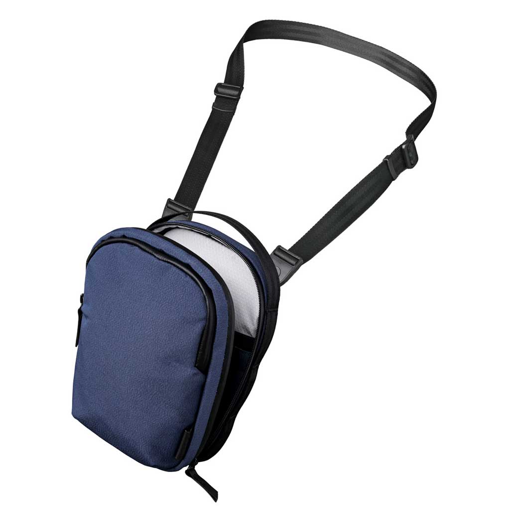 Metro Sling v2 Alpaka Sling Bags 2.5L / Blue | Axoflux 300D