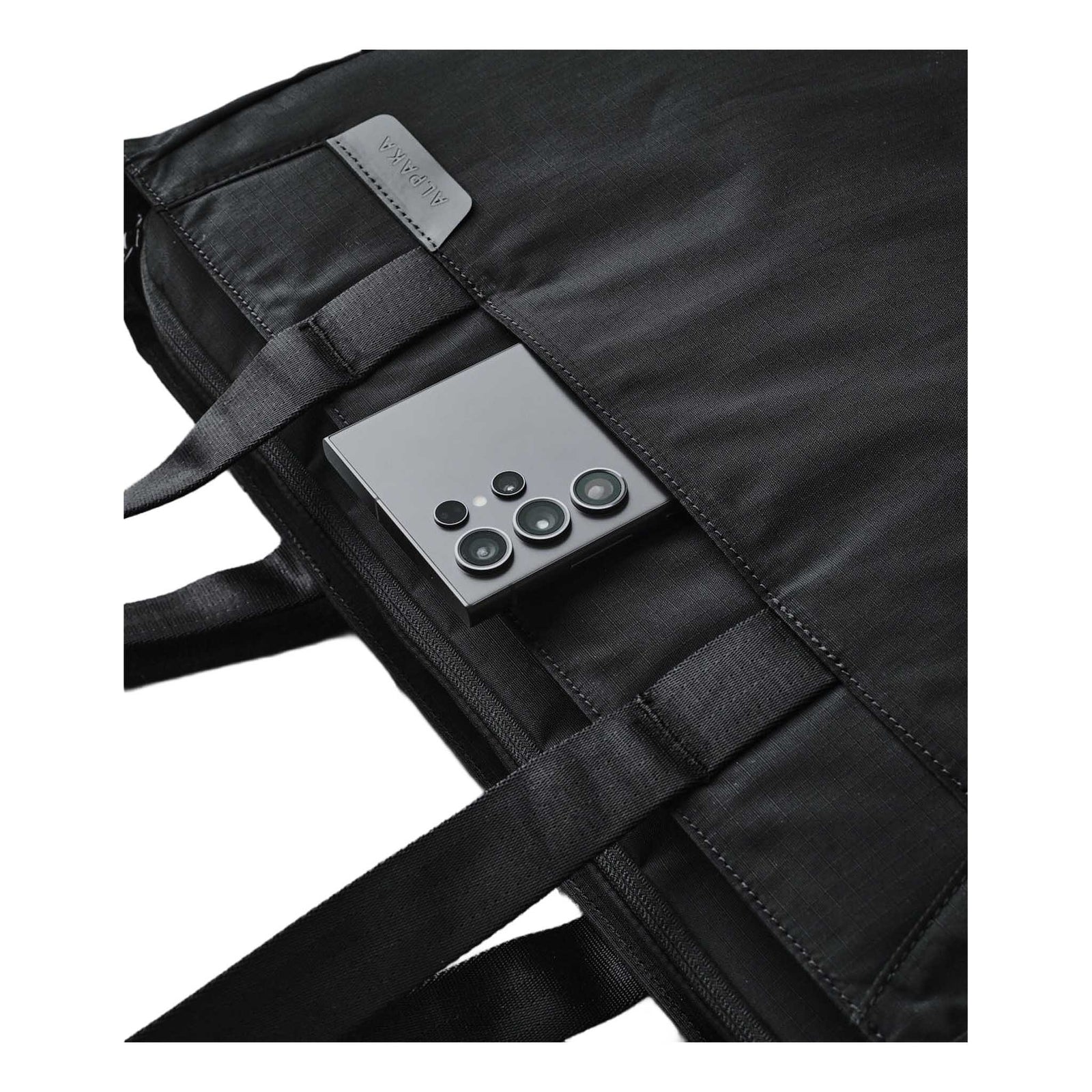 Metro Tote Alpaka AA010500118 Tote Bags One Size / Black | Axoflux 210D