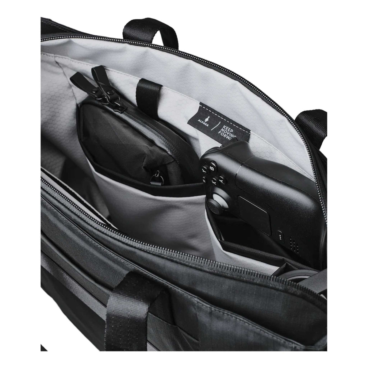 Metro Tote Alpaka AA010500118 Tote Bags One Size / Black | Axoflux 210D