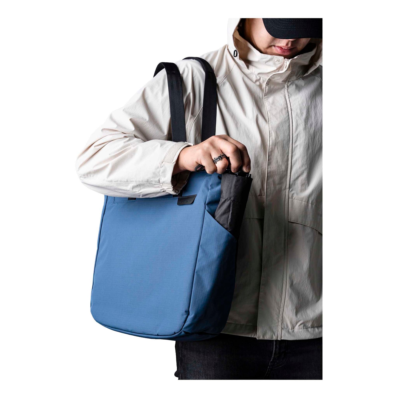 Metro Tote Alpaka AA010500618 Tote Bags One Size / Blue | Axoflux 210D