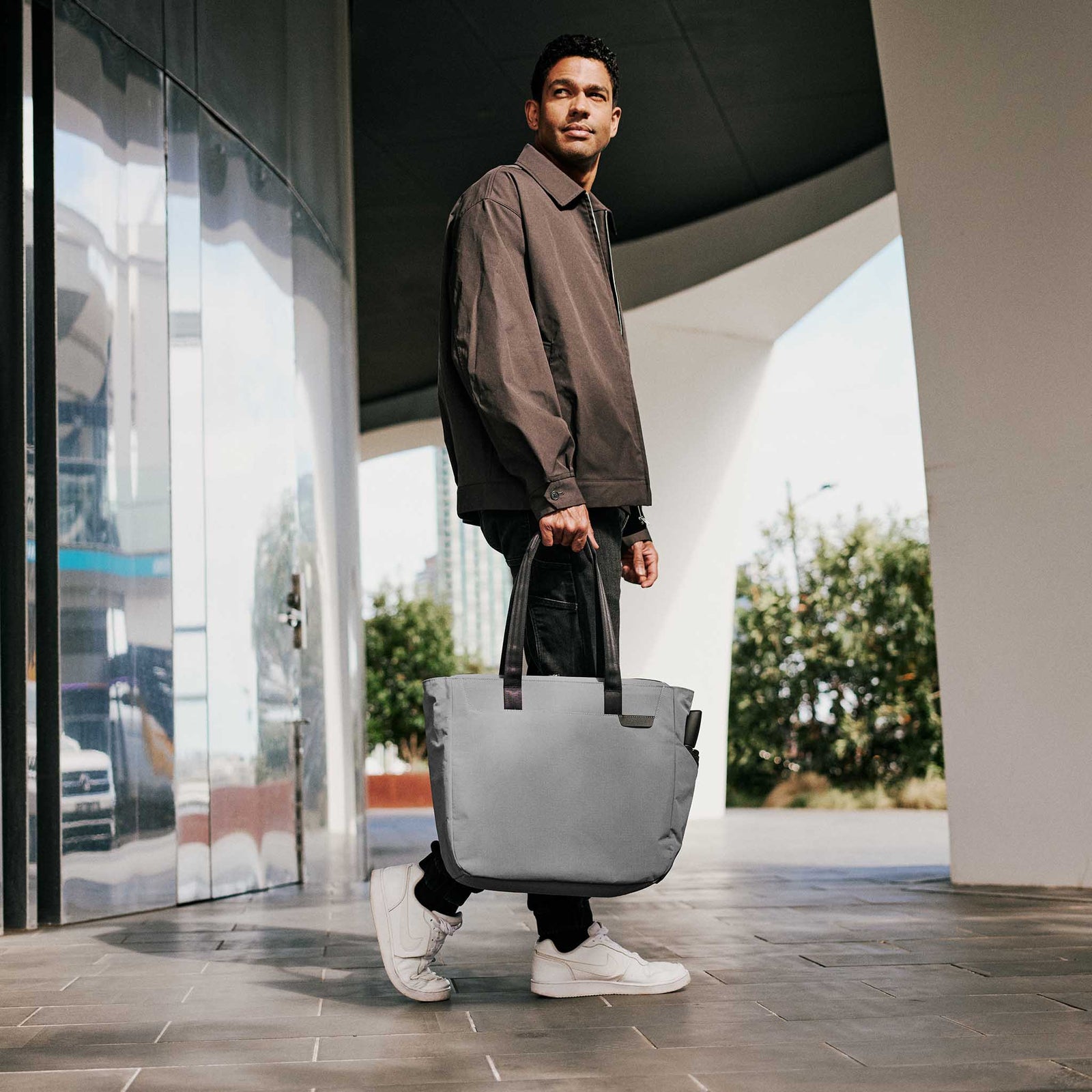 Metro Tote Alpaka AA010500218 Tote Bags One Size / Grey | Axoflux 210D