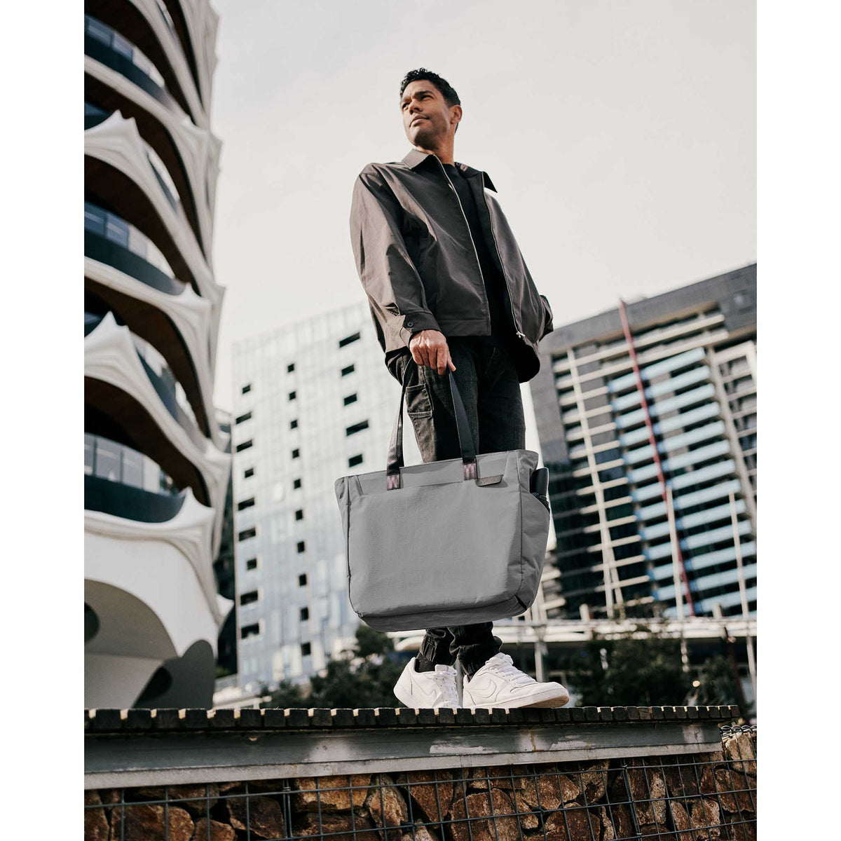 Metro Tote Alpaka AA010500218 Tote Bags One Size / Grey | Axoflux 210D