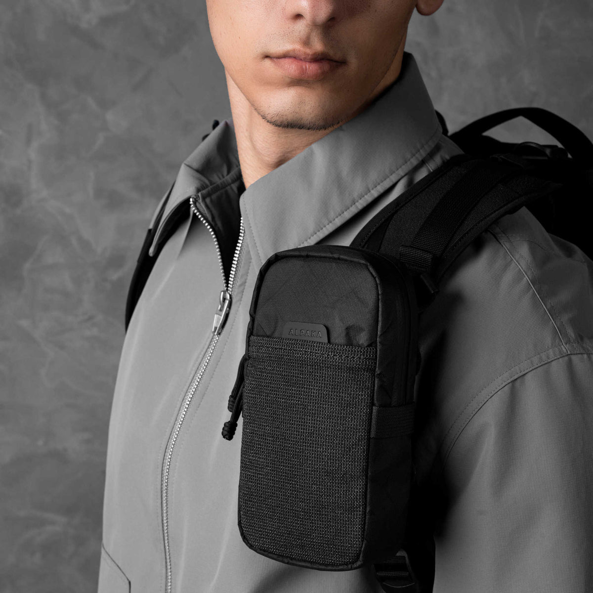 Modular Shoulder Pocket Max Alpaka AD010930130 Phone Pockets Max / Black Ultradyne 100D