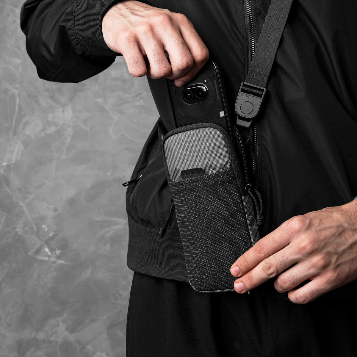 Modular Shoulder Pocket Slim Alpaka AD010920230 Phone Pockets Slim / Grey Ultradyne 100D