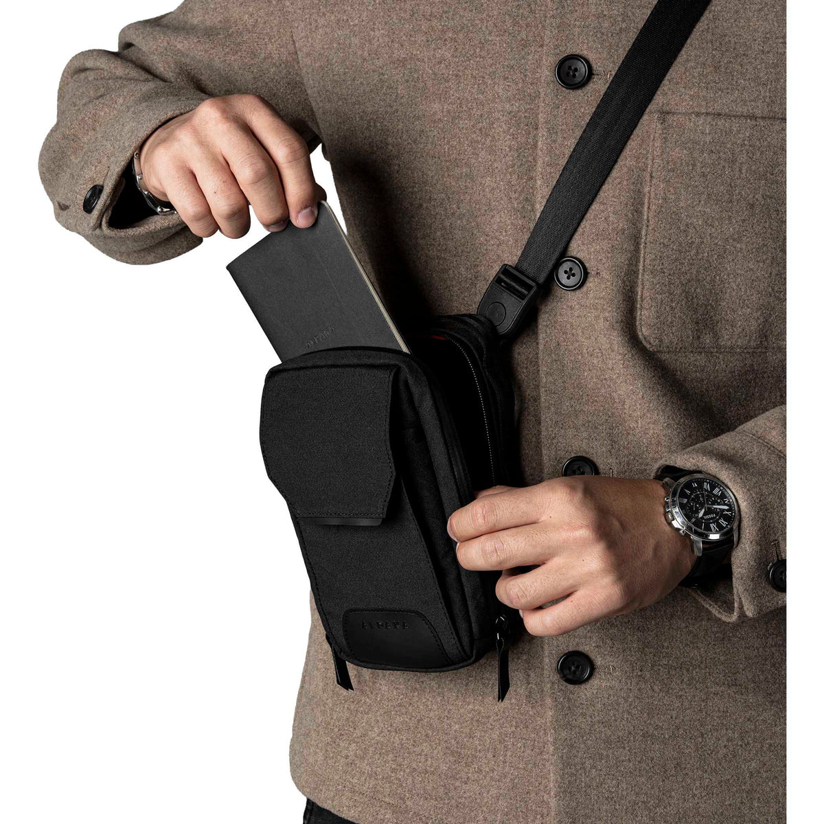 Modular Sling V2 Alpaka AD010740122 Sling Bags One Size / Black | Axogrid 300D